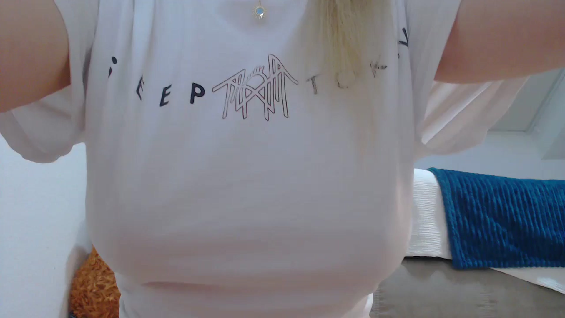 Gallery image thumbnail from AllleeS's myfreecams stream on, 09/23/2025, 12:39 image 10 of 20