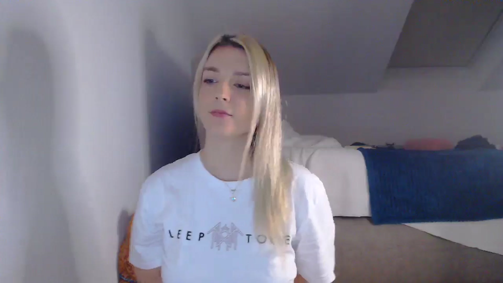 Gallery image thumbnail from AllleeS's myfreecams stream on, 09/23/2025, 12:39 image 7 of 20