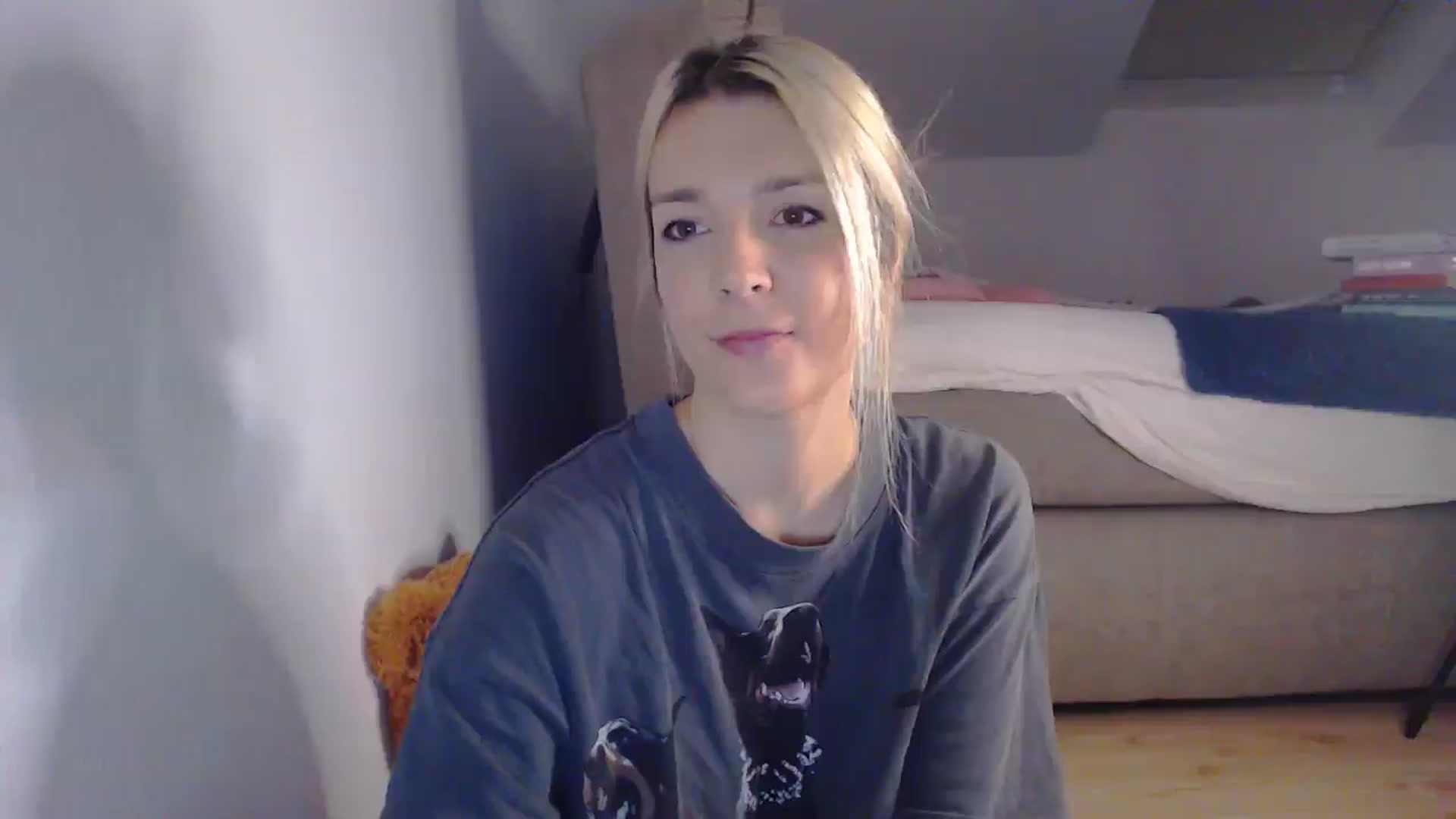 Gallery image thumbnail from AllleeS's myfreecams stream on, 10/14/2025, 12:55 image 3 of 20