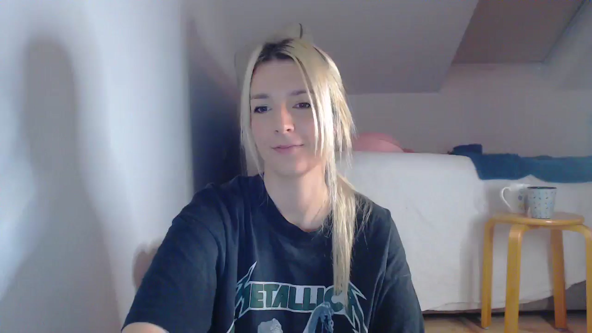 Gallery image thumbnail from AllleeS's myfreecams stream on, 10/15/2025, 13:23 image 18 of 20