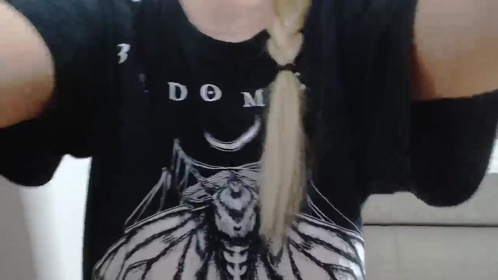 Gallery image thumbnail from AllleeS's myfreecams stream on, 04/15/2026, 13:23 image 12 of 20