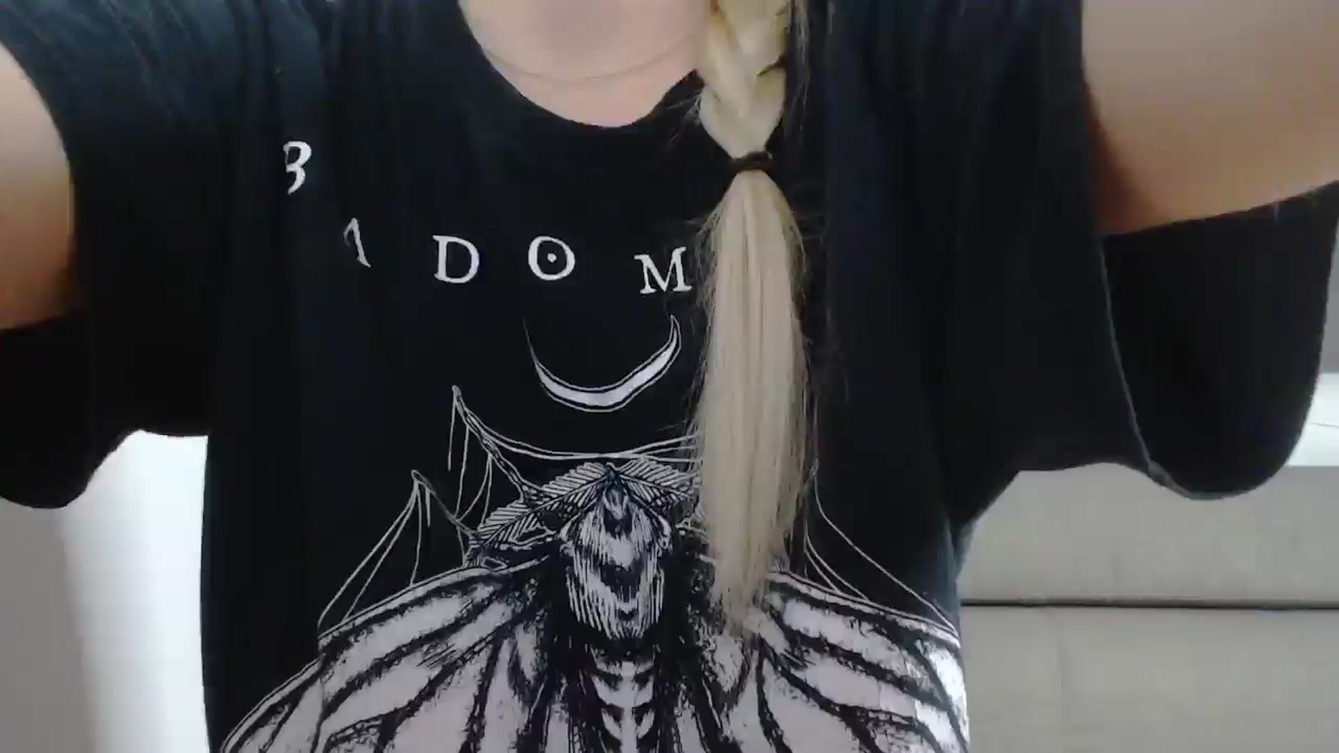Gallery image thumbnail from AllleeS's myfreecams stream on, 04/15/2026, 13:23 image 13 of 20