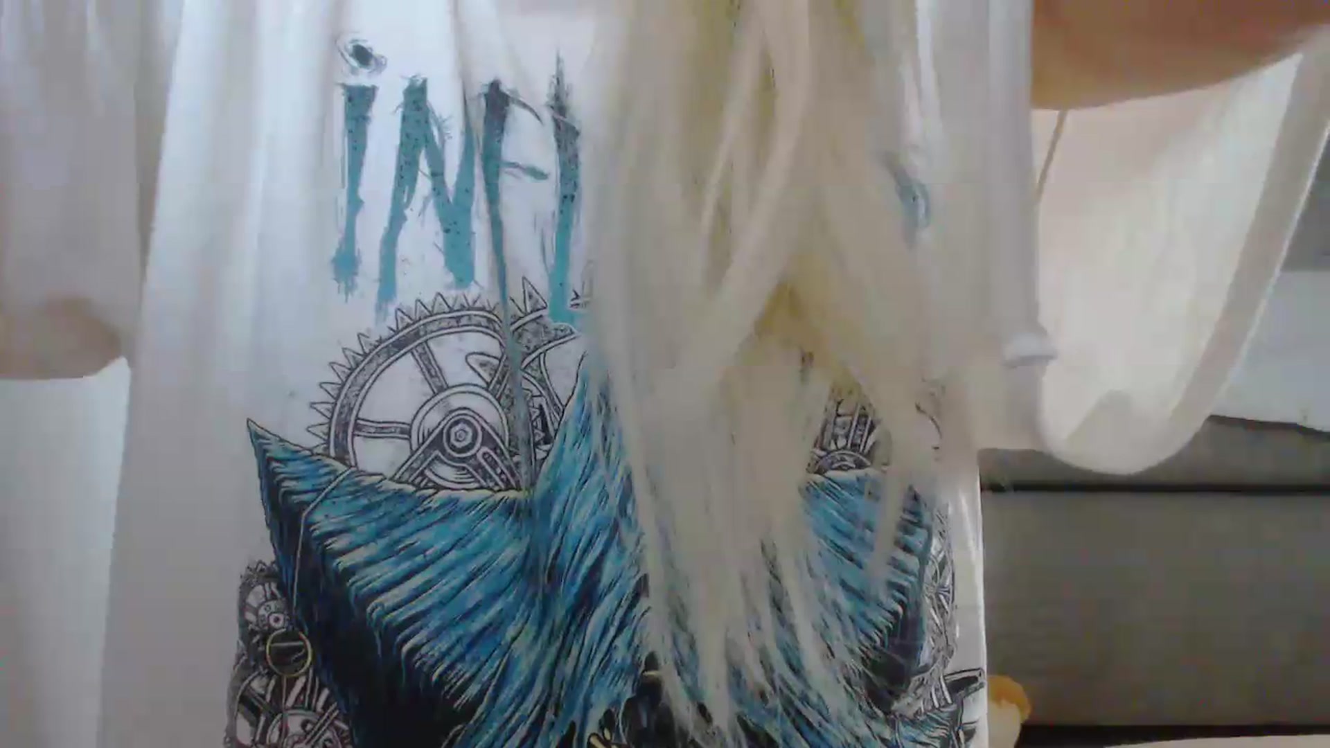 Gallery image thumbnail from AllleeS's myfreecams stream on, 05/31/2026, 12:17 image 8 of 20
