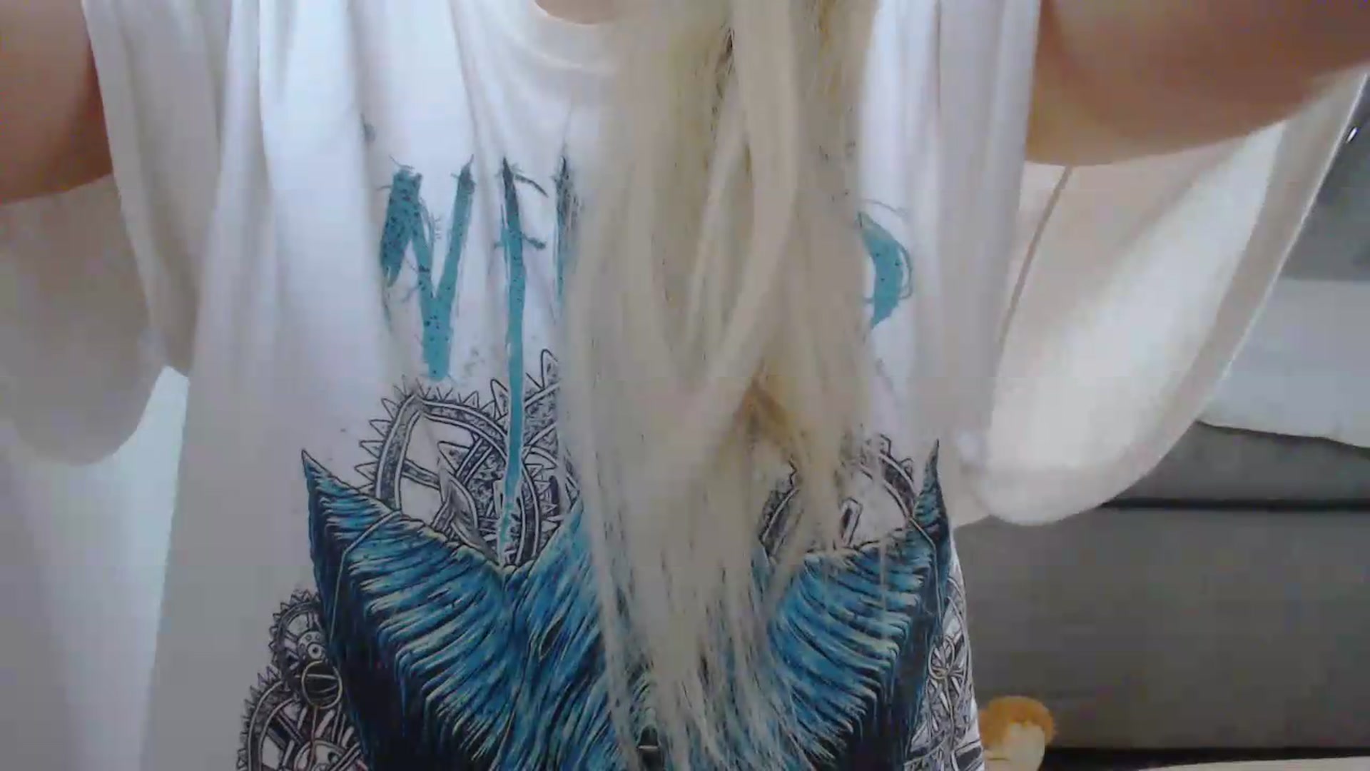 Gallery image thumbnail from AllleeS's myfreecams stream on, 05/31/2026, 12:17 image 11 of 20