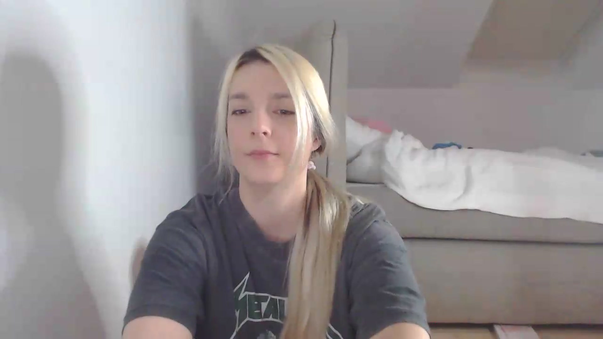 Gallery image thumbnail from AllleeS's myfreecams stream on, 07/22/2026, 13:04 image 12 of 20