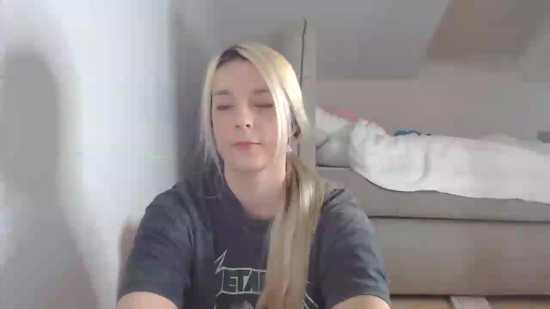 Gallery image thumbnail from AllleeS's myfreecams stream on, 07/22/2026, 13:04 image 6 of 20