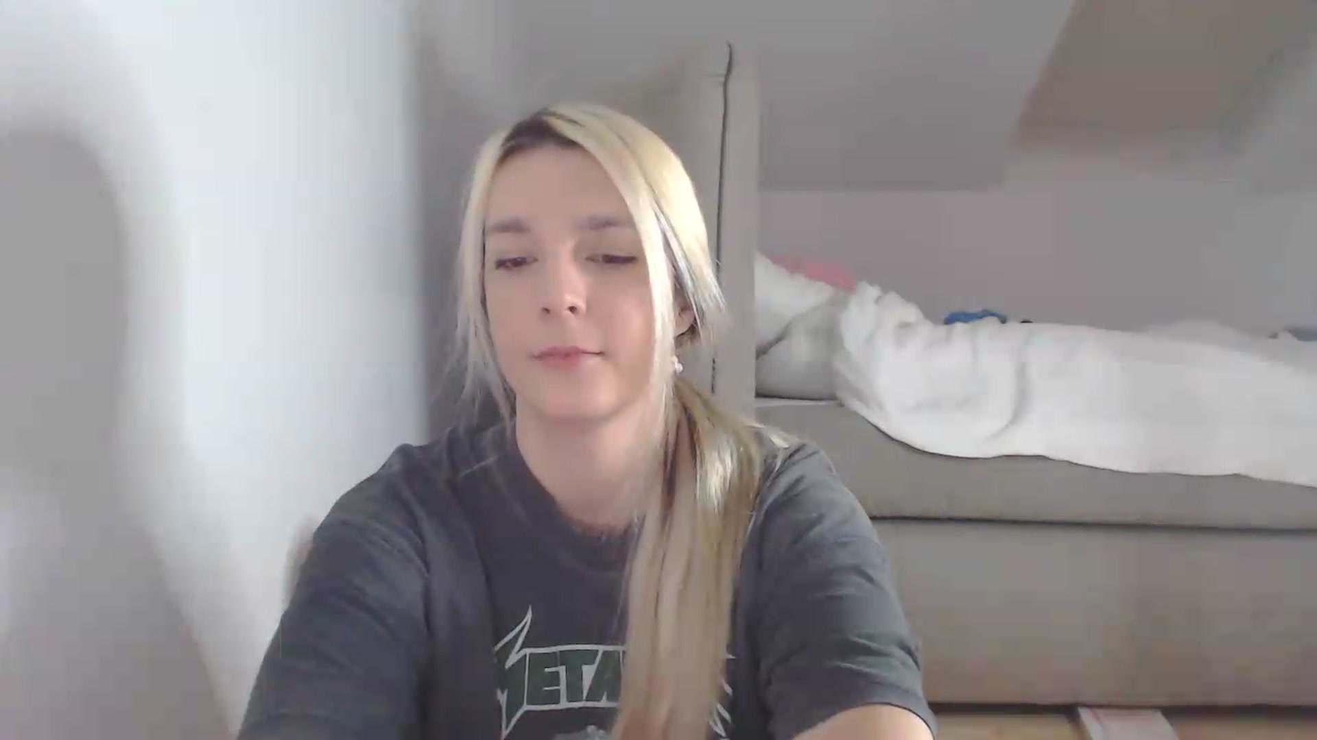 Gallery image thumbnail from AllleeS's myfreecams stream on, 07/22/2026, 13:04 image 16 of 20