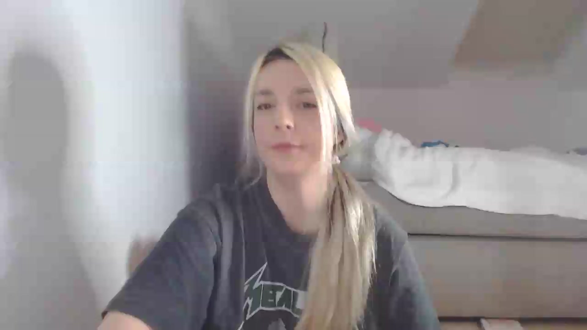 Gallery image thumbnail from AllleeS's myfreecams stream on, 07/22/2026, 13:04 image 9 of 20