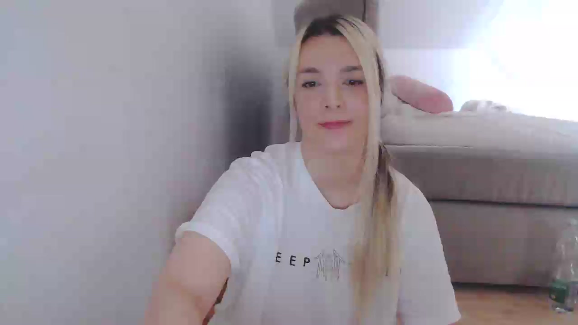 Gallery image thumbnail from AllleeS's myfreecams stream on, 08/08/2026, 12:00 image 6 of 20