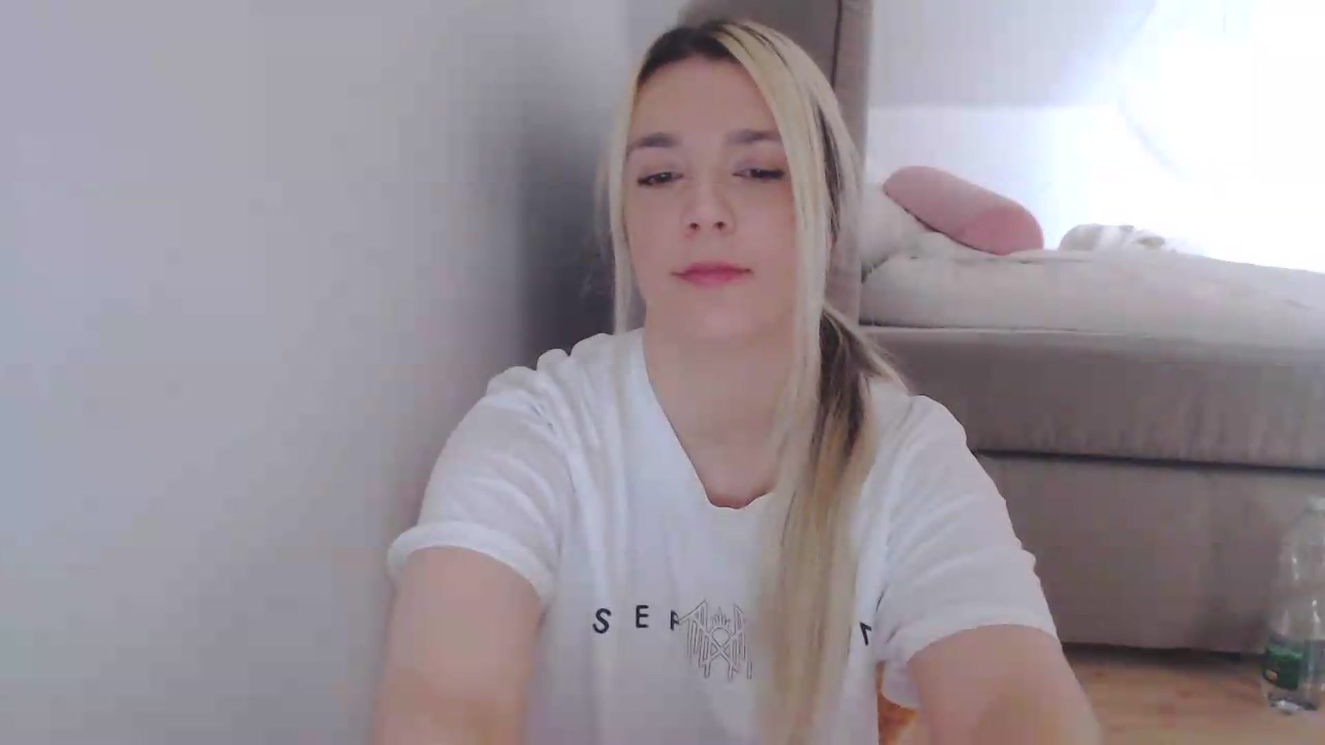Gallery image thumbnail from AllleeS's myfreecams stream on, 08/08/2026, 12:00 image 14 of 20