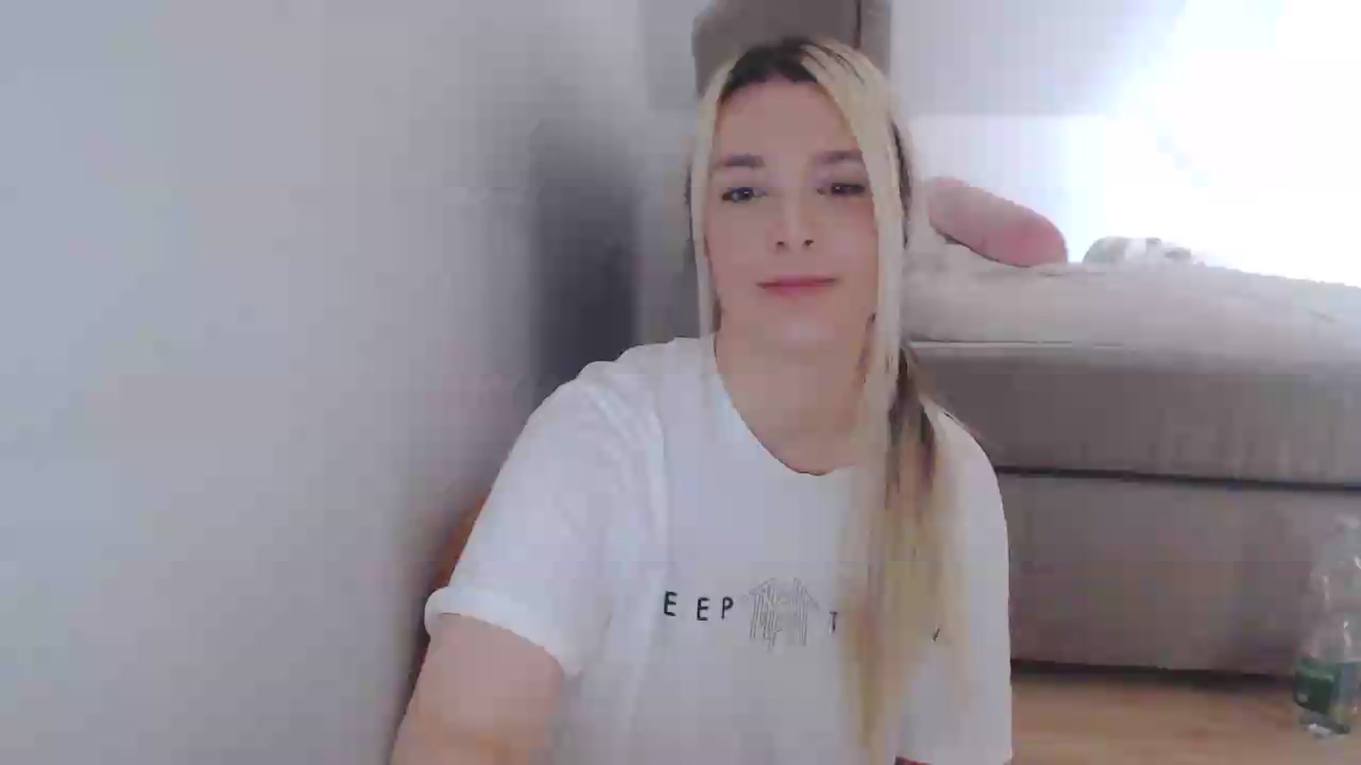 Gallery image thumbnail from AllleeS's myfreecams stream on, 08/08/2026, 12:00 image 5 of 20