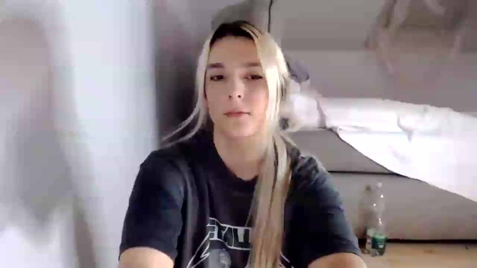 Gallery image thumbnail from AllleeS's myfreecams stream on, 08/18/2026, 12:47 image 3 of 20