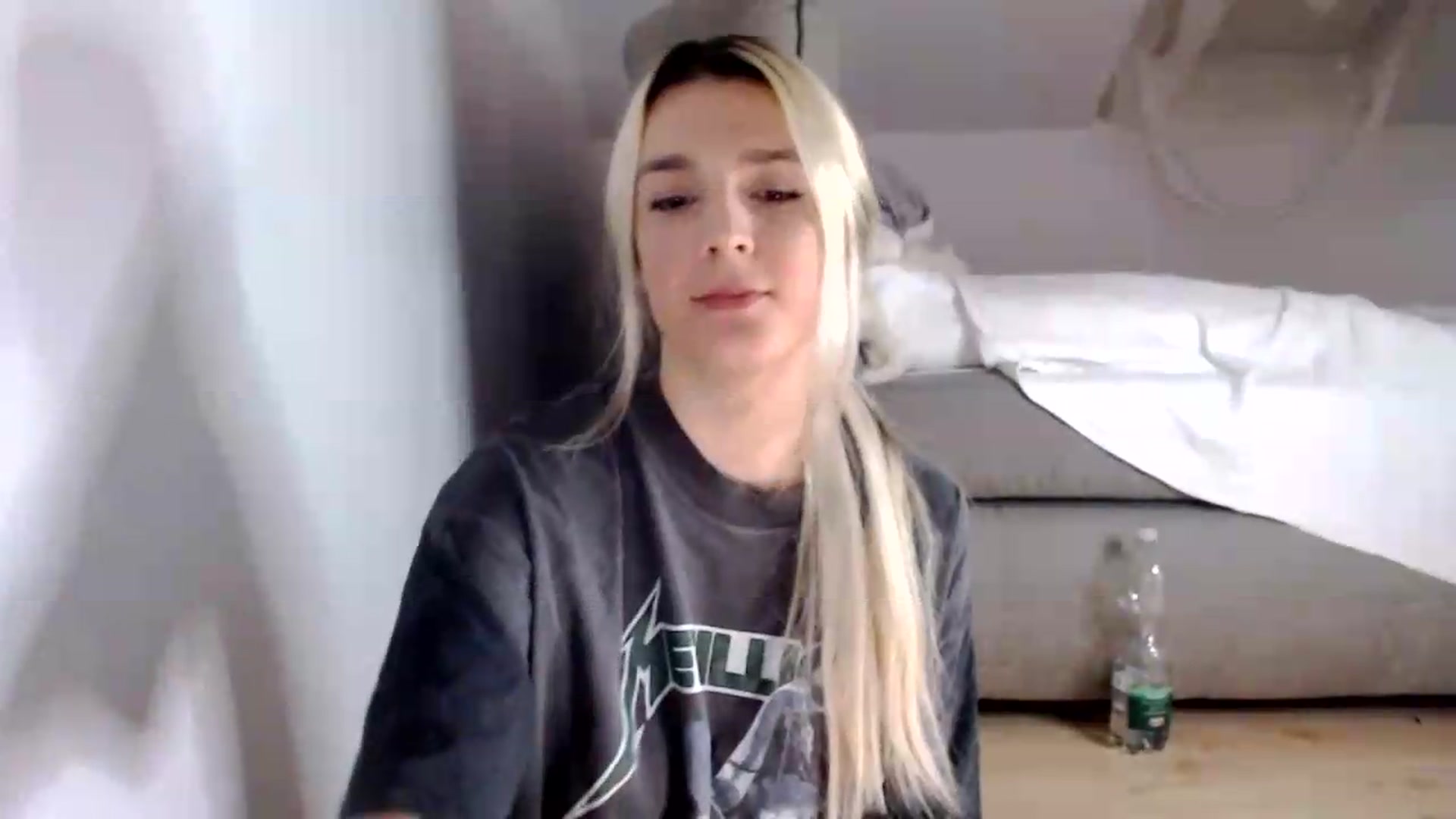 Gallery image thumbnail from AllleeS's myfreecams stream on, 08/18/2026, 12:47 image 13 of 20