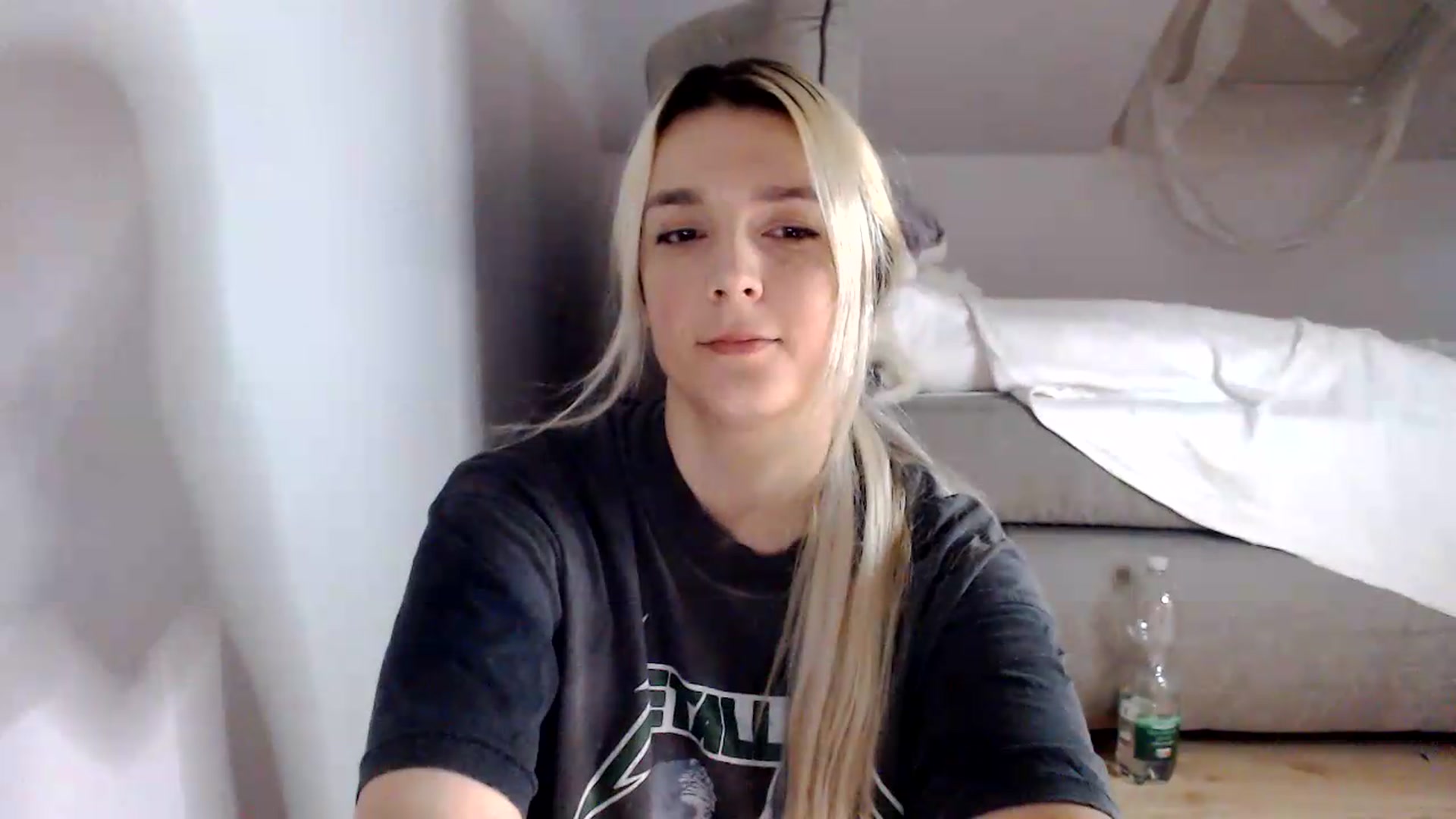 Gallery image thumbnail from AllleeS's myfreecams stream on, 08/18/2026, 12:47 image 7 of 20
