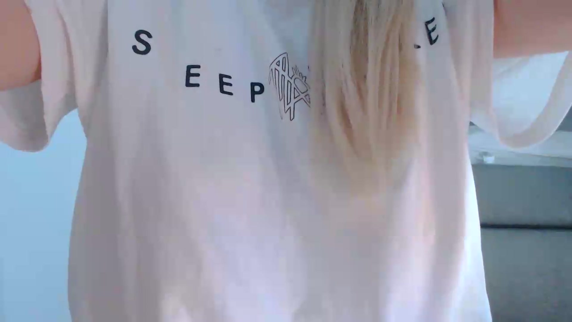 Gallery image thumbnail from AllleeS's myfreecams stream on, 08/22/2026, 12:44 image 16 of 20