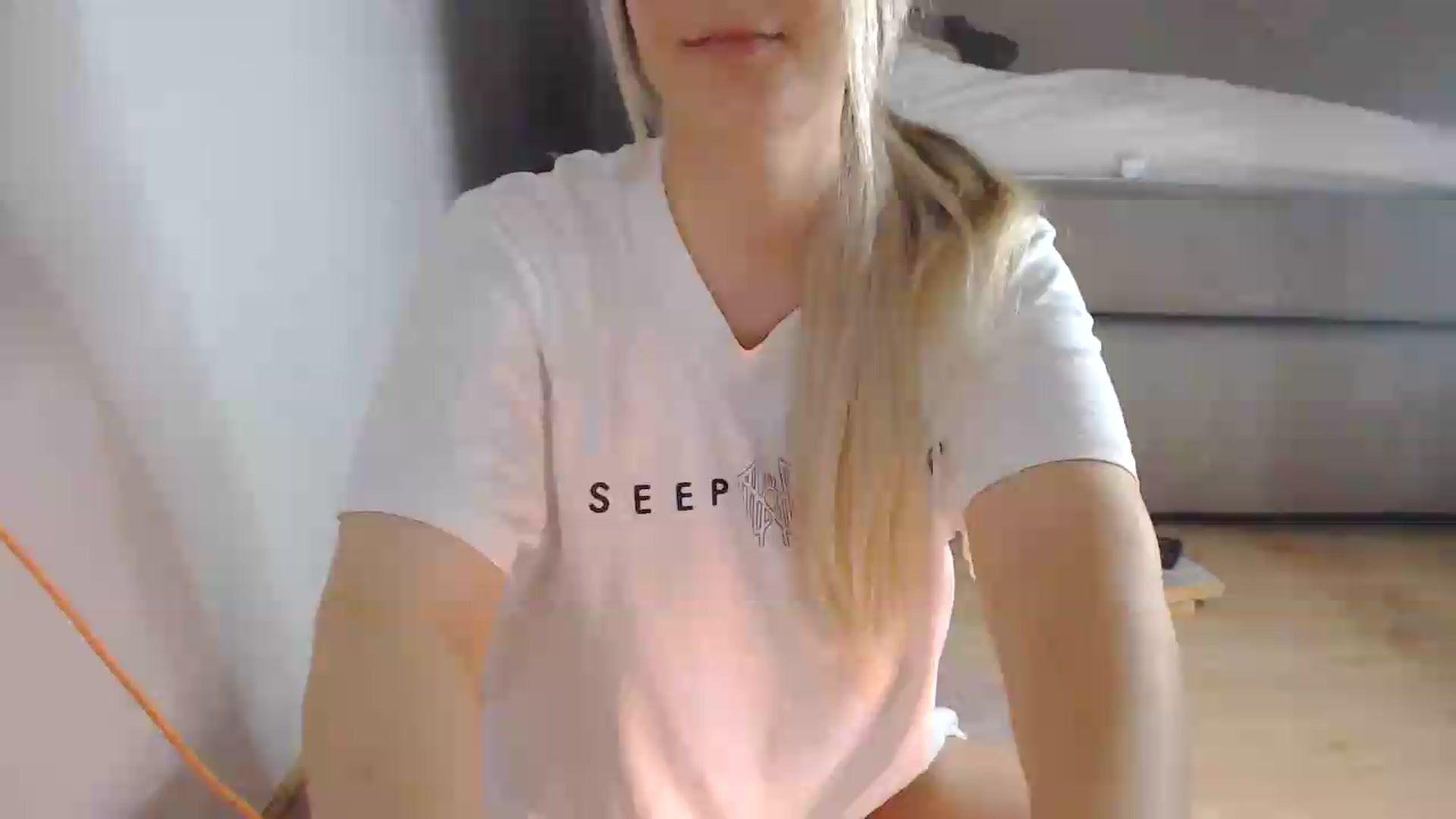 Gallery image thumbnail from AllleeS's myfreecams stream on, 08/22/2026, 12:44 image 9 of 20