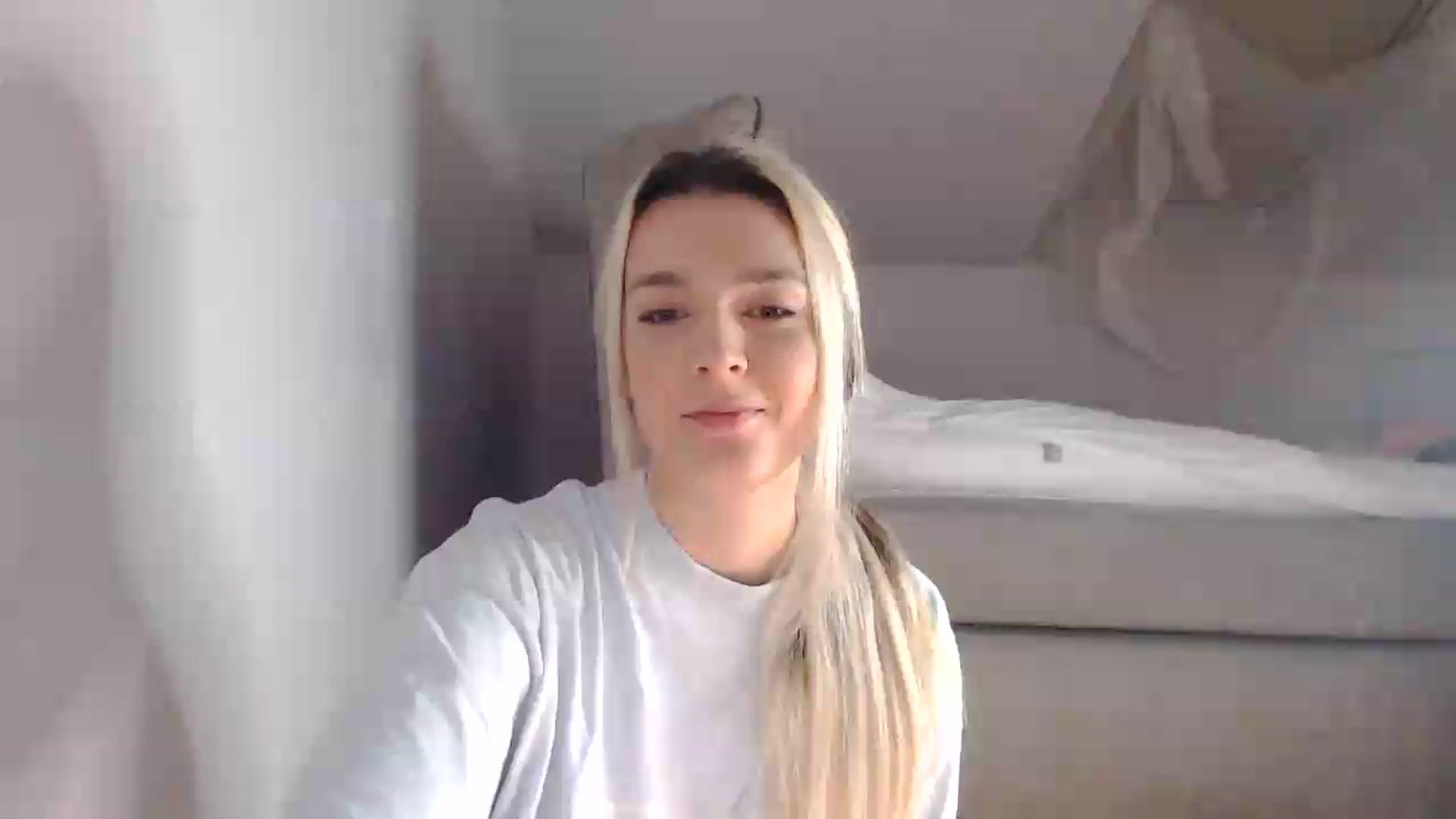 Gallery image thumbnail from AllleeS's myfreecams stream on, 08/24/2026, 12:30 image 2 of 20