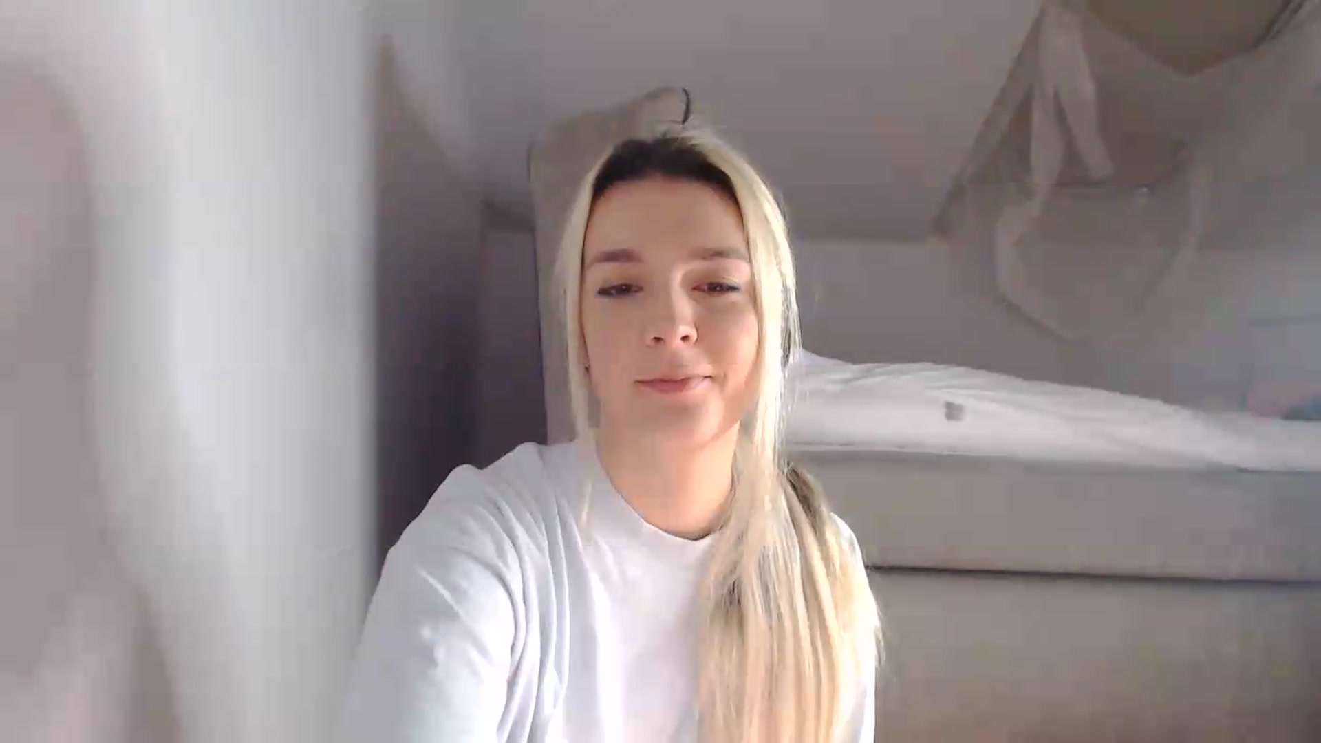 Gallery image thumbnail from AllleeS's myfreecams stream on, 08/24/2026, 12:30 image 4 of 20