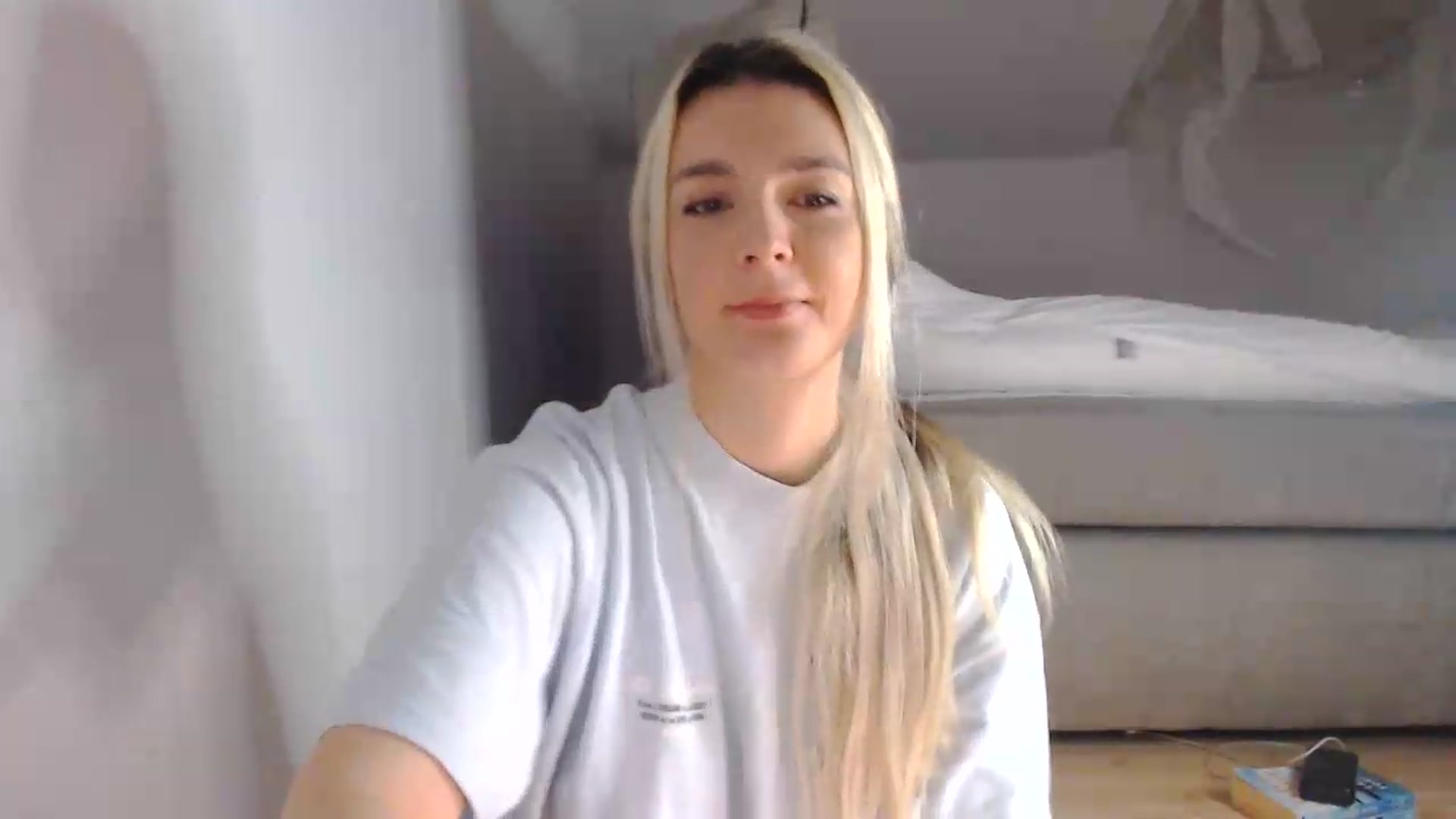 Gallery image thumbnail from AllleeS's myfreecams stream on, 08/24/2026, 12:30 image 18 of 20