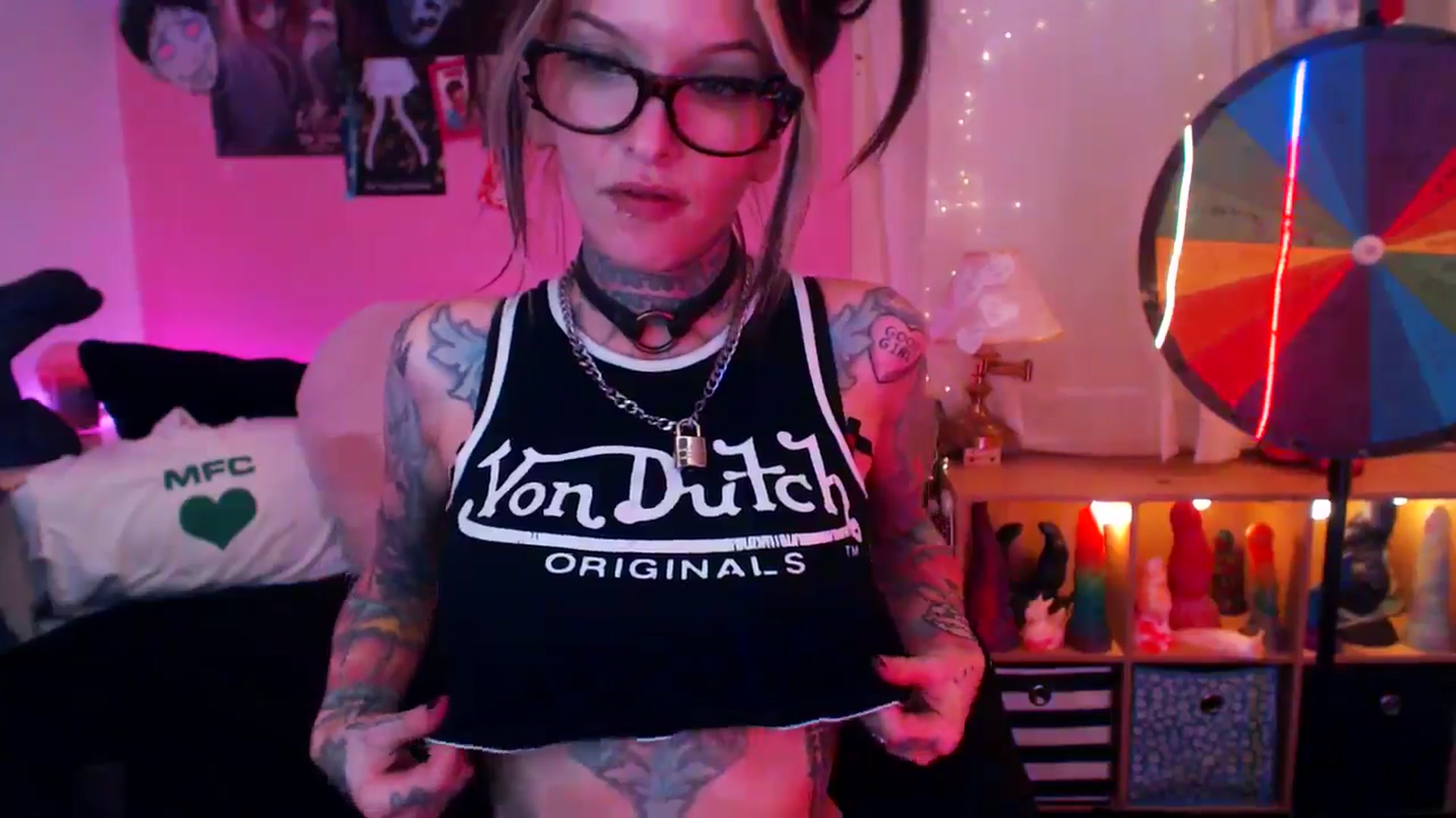 Gallery image thumbnail from AlloyAsh's myfreecams stream on, 02/08/2026, 04:04 image 18 of 20