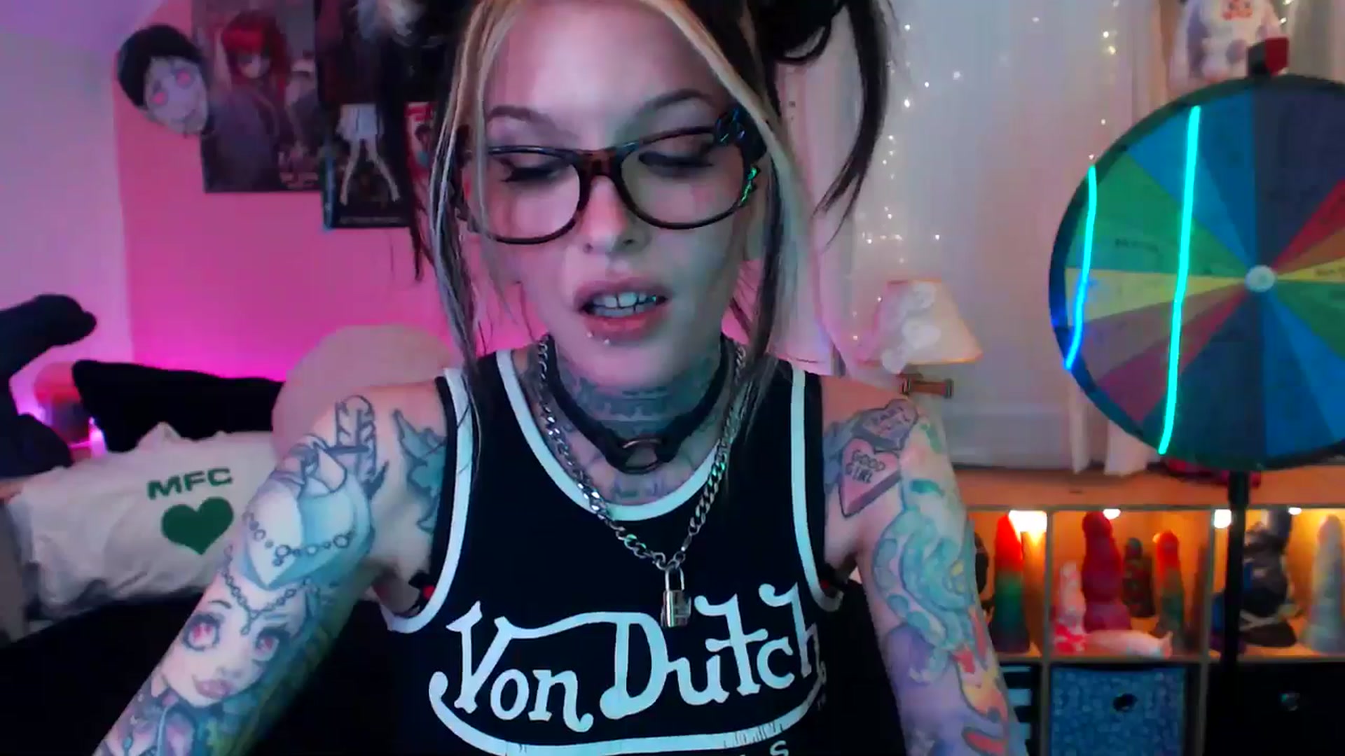 Gallery image thumbnail from AlloyAsh's myfreecams stream on, 02/08/2026, 04:04 image 15 of 20