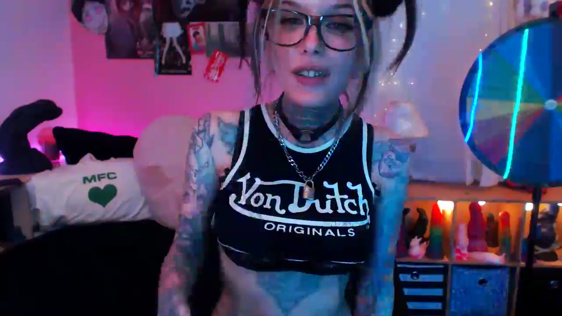 Gallery image thumbnail from AlloyAsh's myfreecams stream on, 02/08/2026, 04:04 image 13 of 20