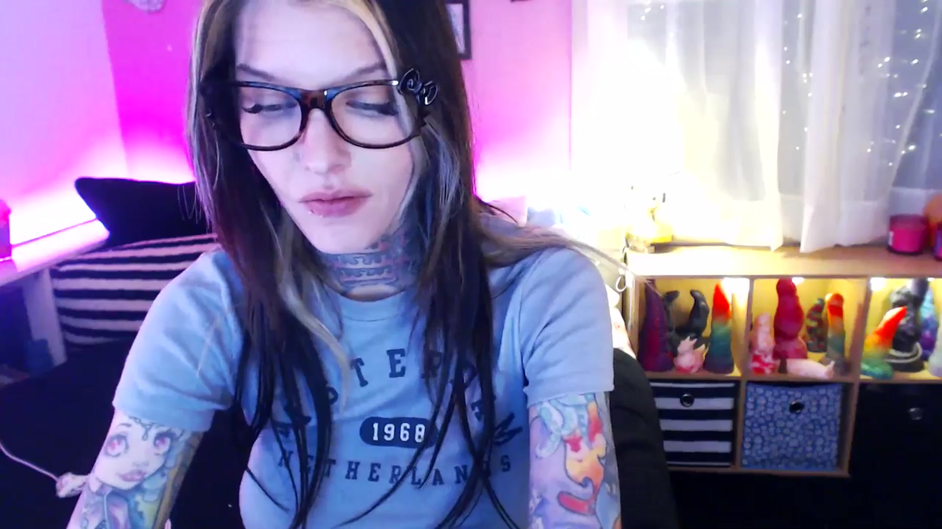 Gallery image thumbnail from AlloyAsh's myfreecams stream on, 03/03/2026, 04:04 image 7 of 20