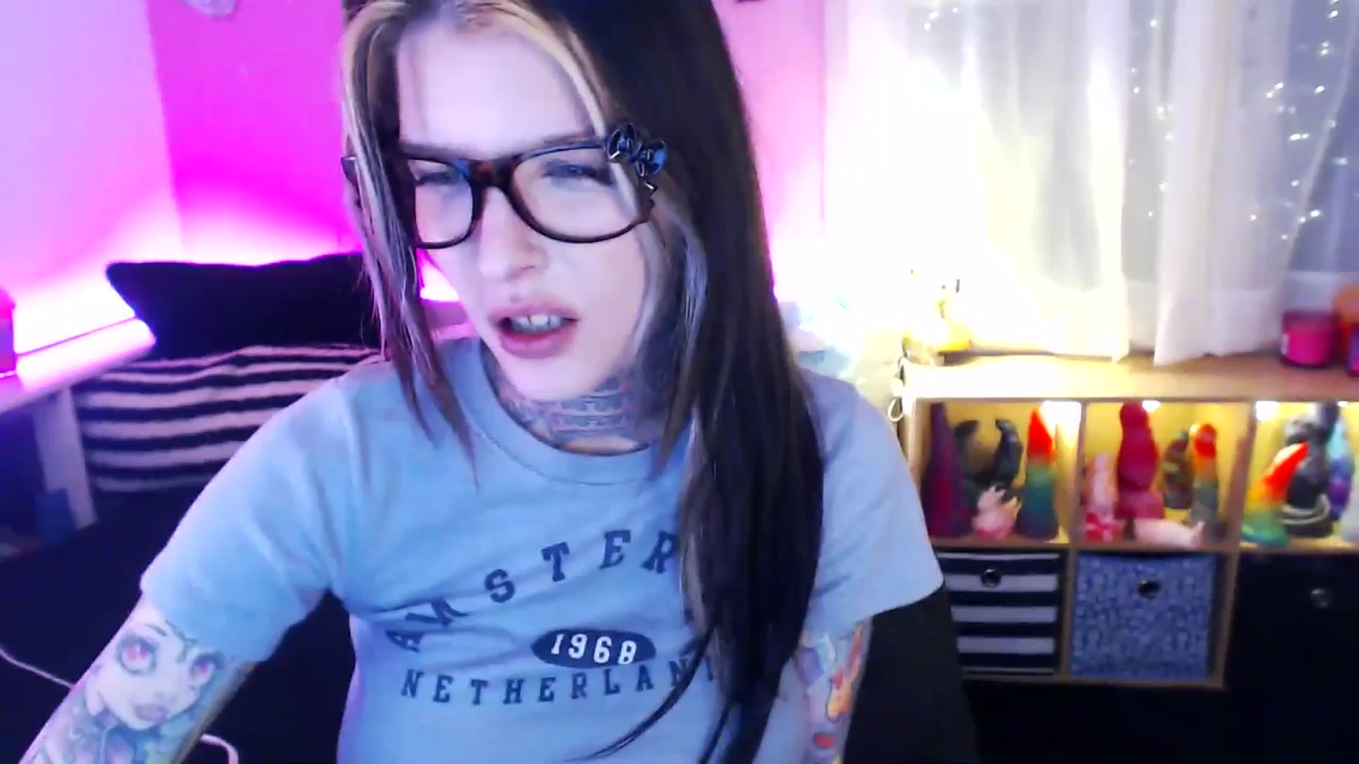 Gallery image thumbnail from AlloyAsh's myfreecams stream on, 03/03/2026, 04:04 image 11 of 20