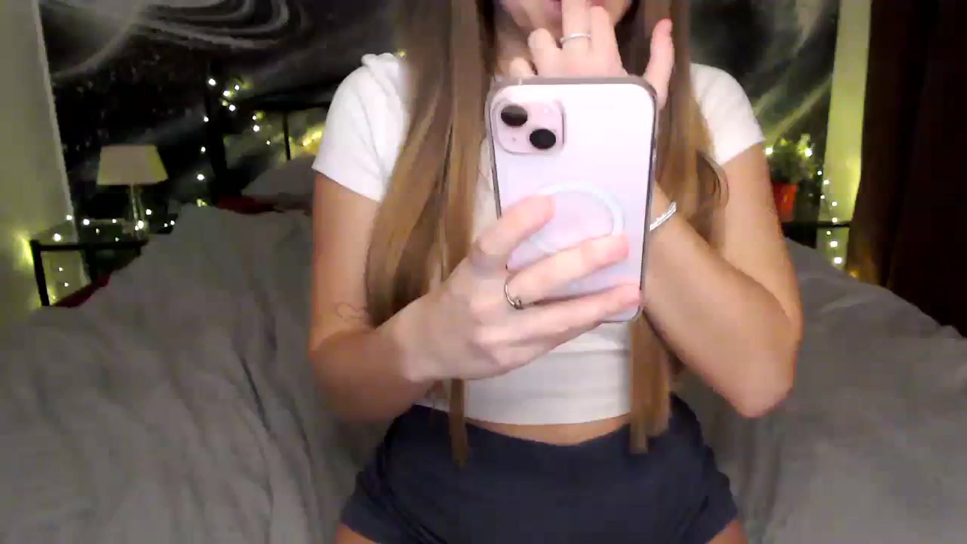 Gallery image thumbnail from Allright's myfreecams stream on, 01/12/2024, 19:53 image 20 of 20