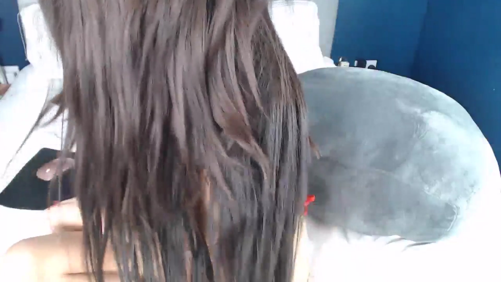 Gallery image thumbnail from AlluringEsme's myfreecams stream on, 04/12/2026, 19:57 image 2 of 20