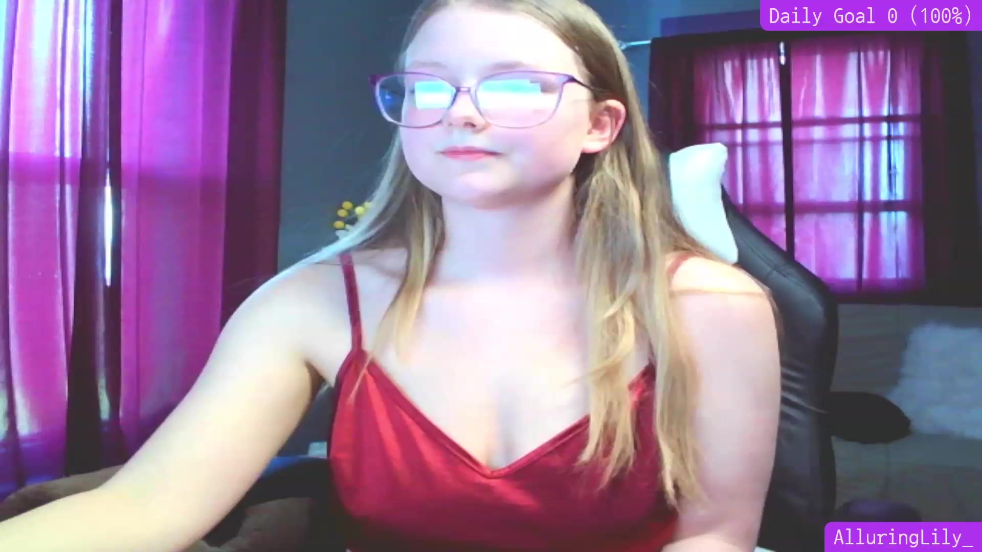 Gallery image thumbnail from AlluringLily_'s myfreecams stream on, 05/19/2023, 21:07 image 2 of 20