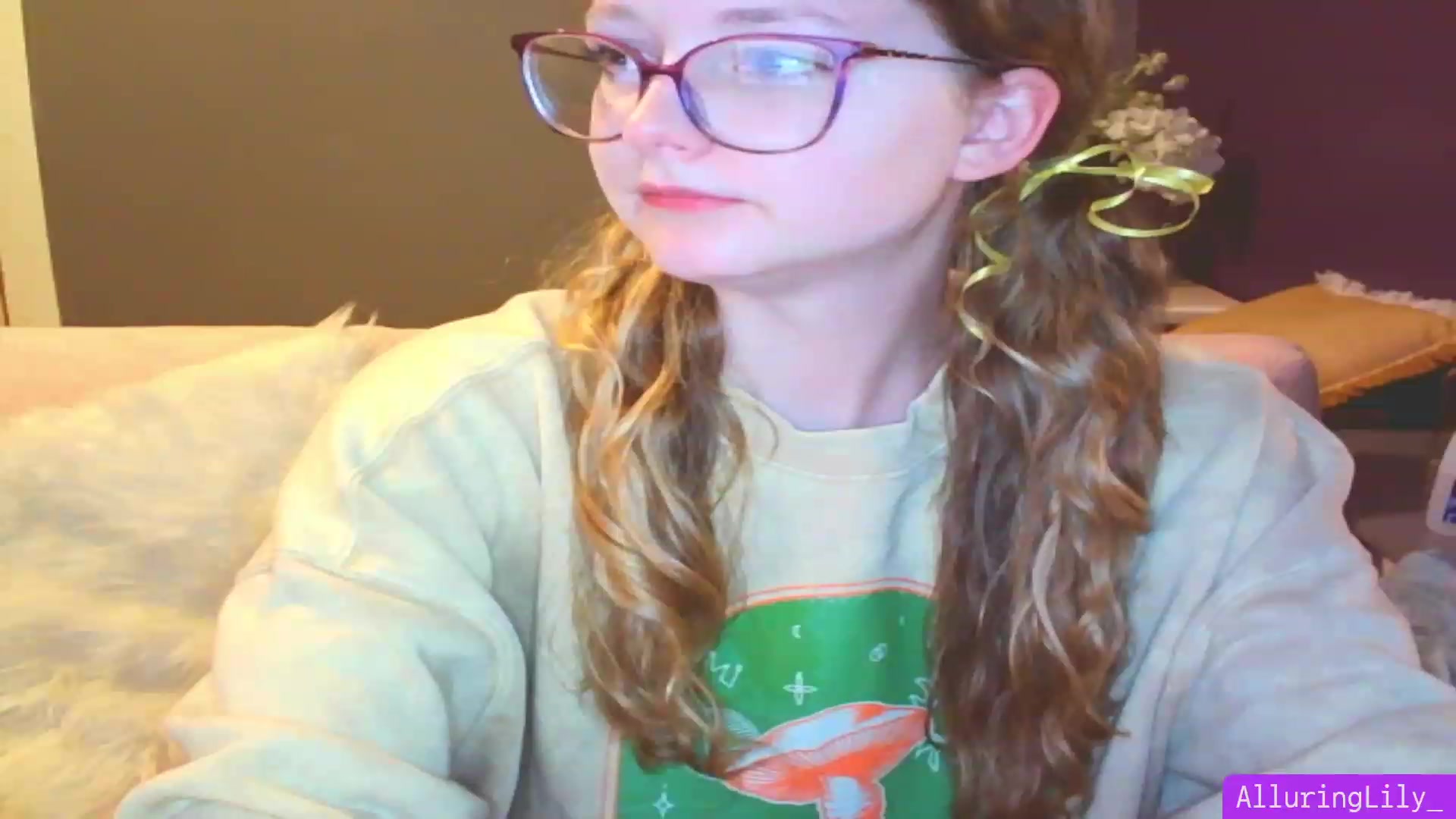 Gallery image thumbnail from AlluringLily_'s myfreecams stream on, 07/12/2023, 06:08 image 9 of 20