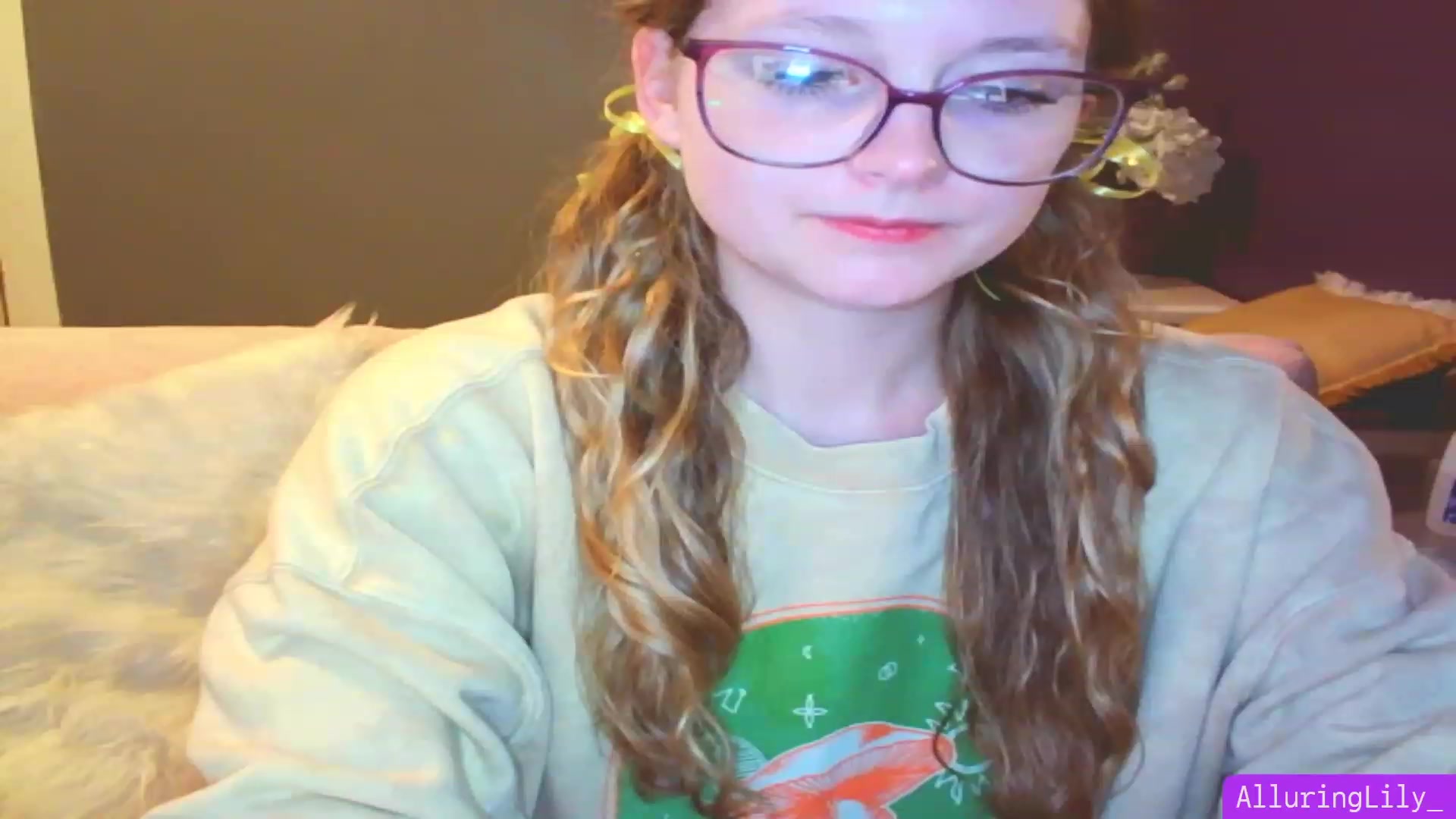 Gallery image thumbnail from AlluringLily_'s myfreecams stream on, 07/12/2023, 06:08 image 8 of 20