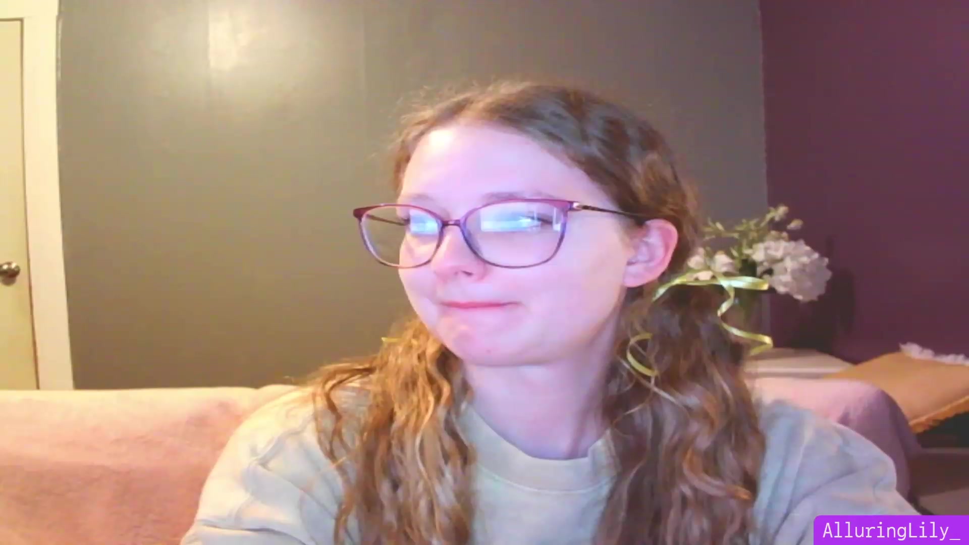 Gallery image thumbnail from AlluringLily_'s myfreecams stream on, 07/12/2023, 06:08 image 18 of 20