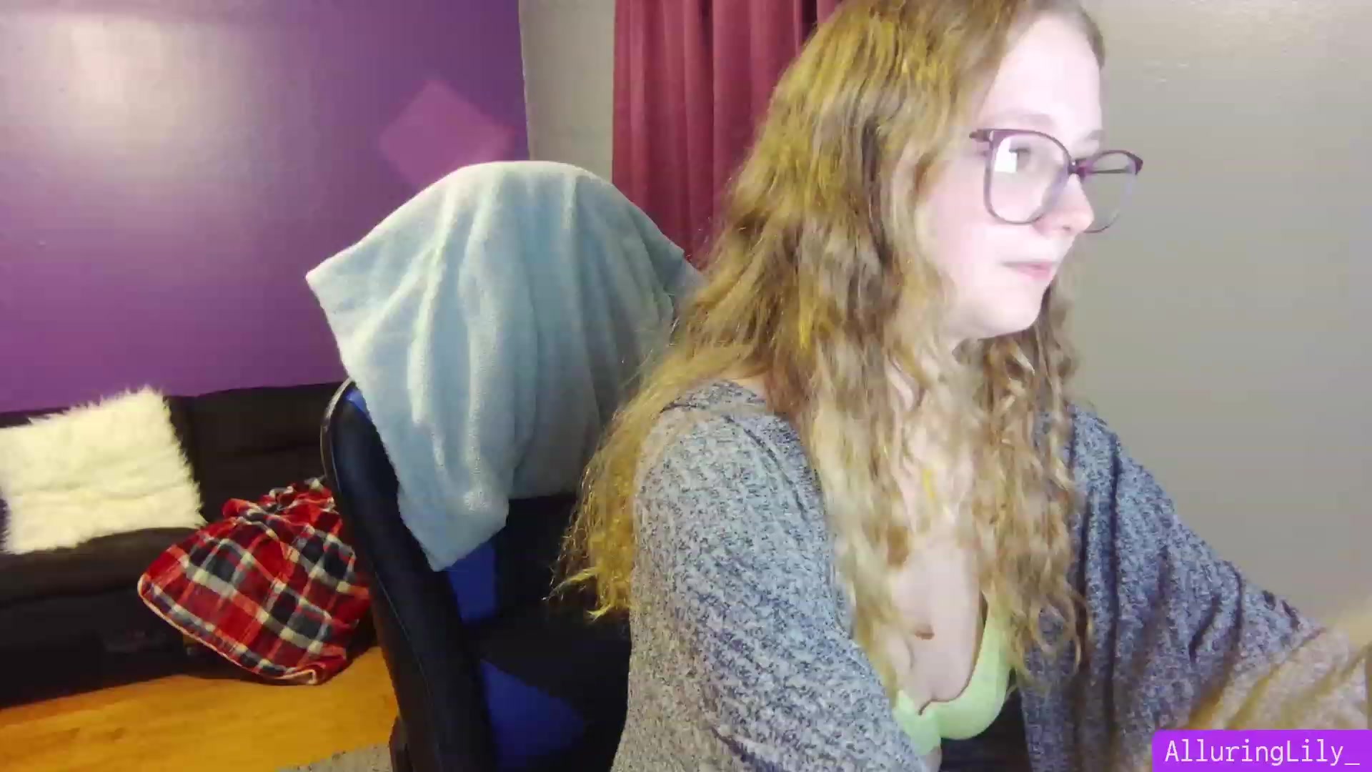Gallery image thumbnail from AlluringLily_'s myfreecams stream on, 07/28/2023, 03:51 image 8 of 20