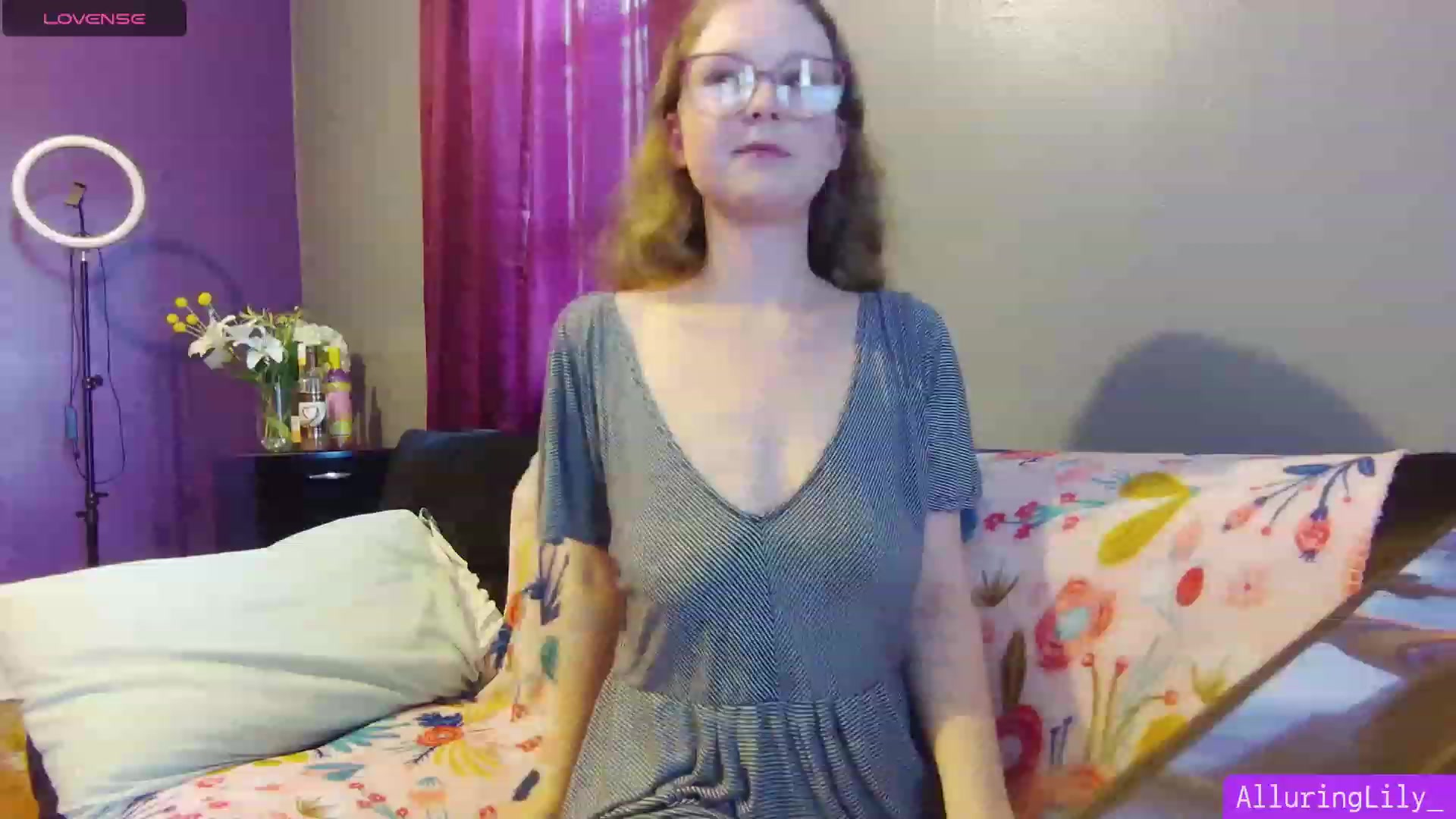 Gallery image thumbnail from AlluringLily_'s myfreecams stream on, 08/21/2023, 23:07 image 5 of 20