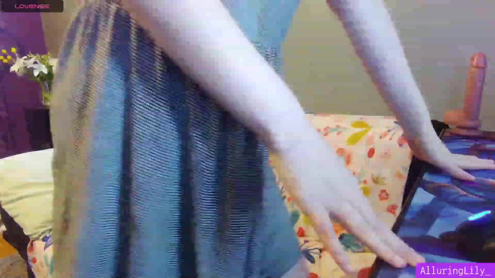Gallery image thumbnail from AlluringLily_'s myfreecams stream on, 08/21/2023, 23:07 image 1 of 20
