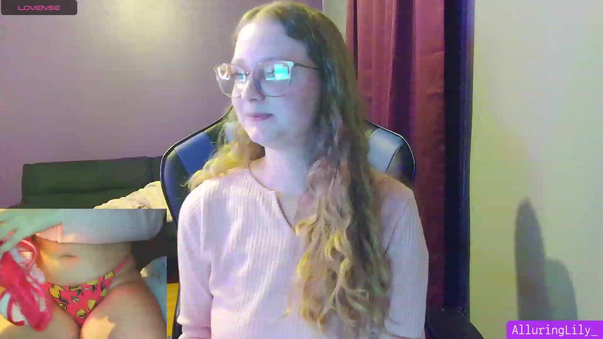 Gallery image thumbnail from AlluringLily_'s myfreecams stream on, 09/01/2023, 02:31 image 20 of 20