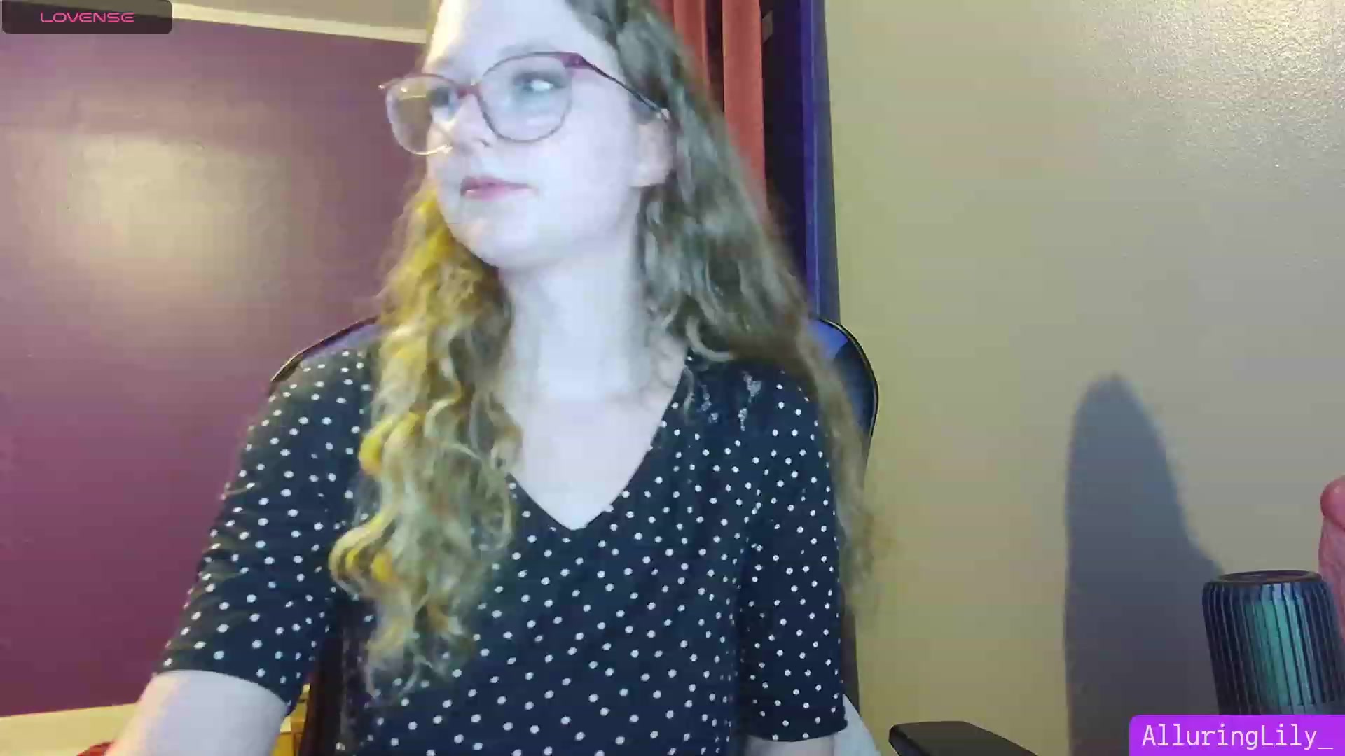 Gallery image thumbnail from AlluringLily_'s myfreecams stream on, 10/21/2023, 05:57 image 1 of 20