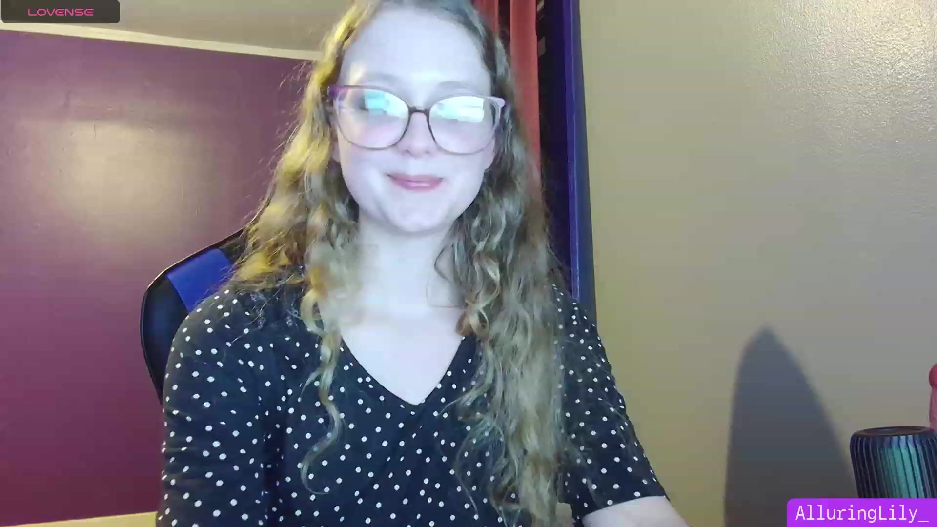 Gallery image thumbnail from AlluringLily_'s myfreecams stream on, 10/21/2023, 05:57 image 5 of 20