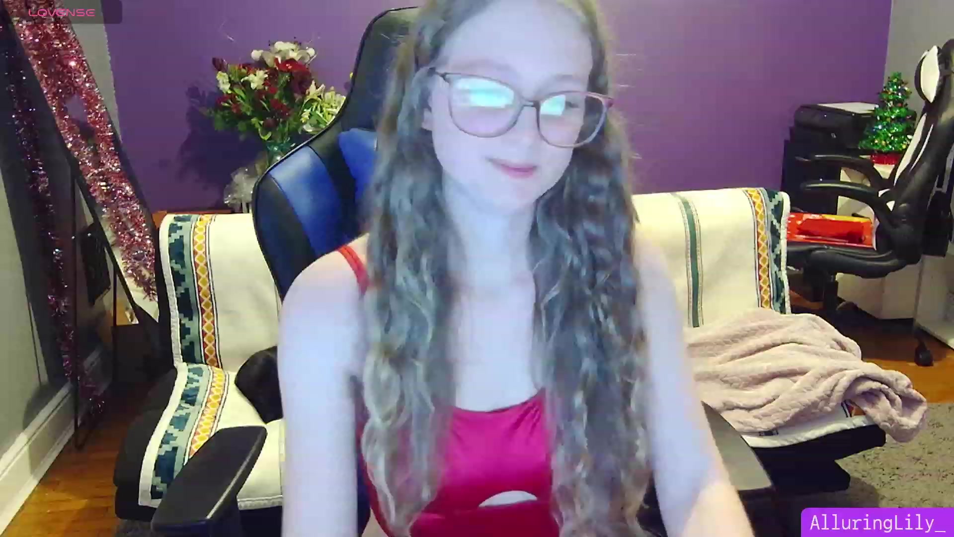 Gallery image thumbnail from AlluringLily_'s myfreecams stream on, 12/24/2023, 02:41 image 12 of 20