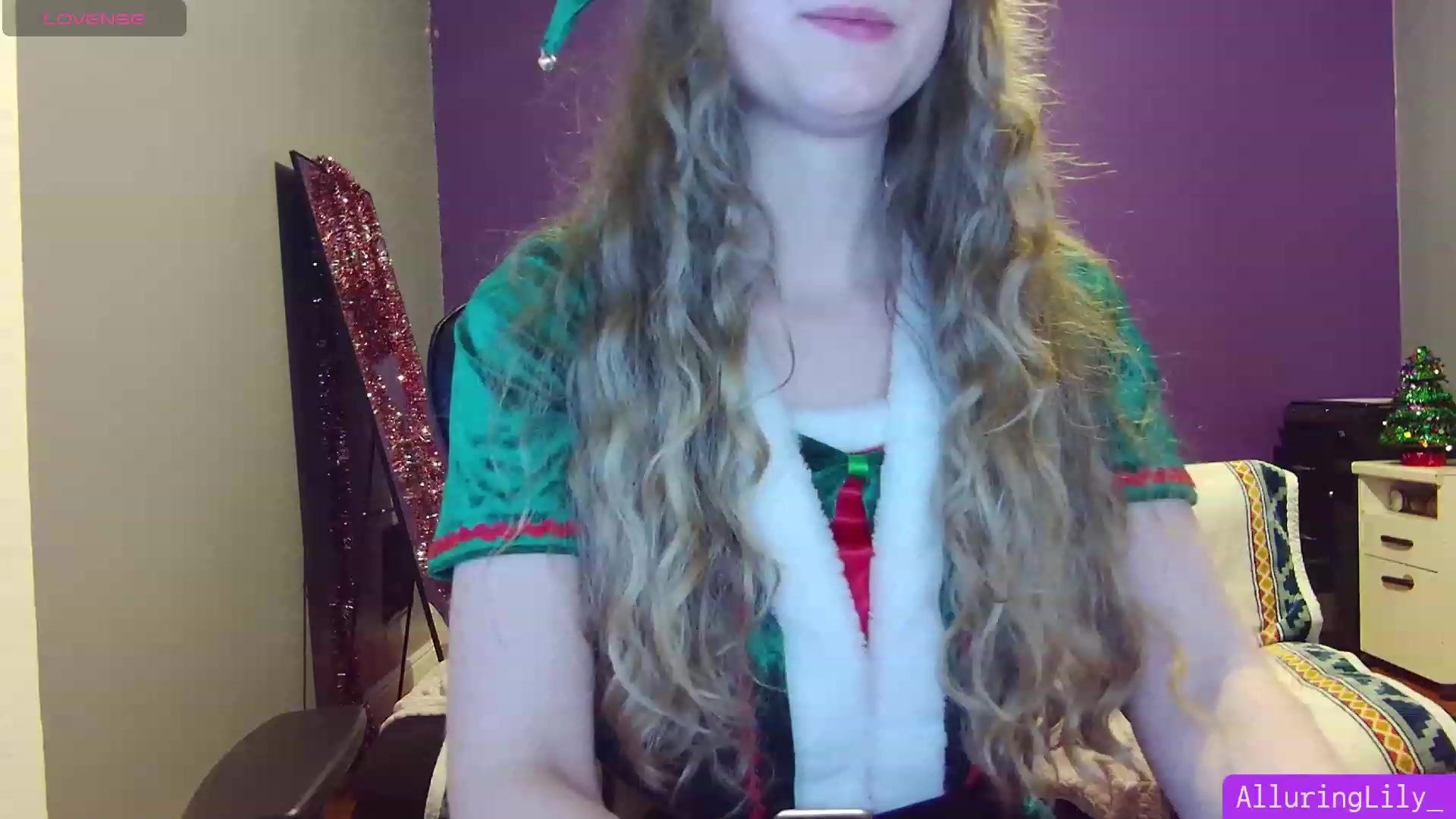 Gallery image thumbnail from AlluringLily_'s myfreecams stream on, 12/25/2023, 06:45 image 6 of 20