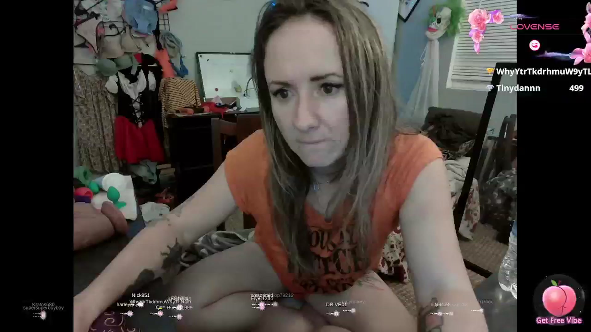 Gallery image thumbnail from Alluringpixie's myfreecams stream on, 12/24/2025, 11:44 image 15 of 20