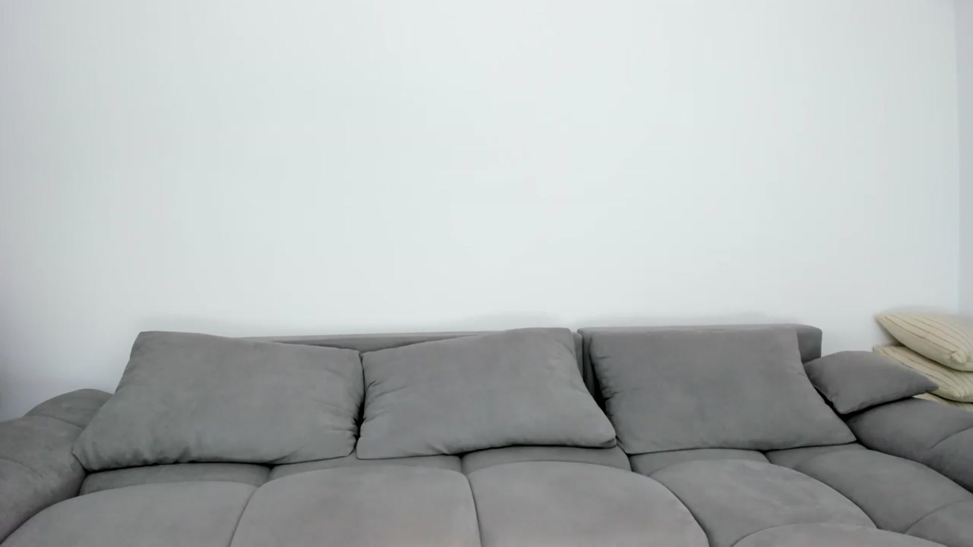 Gallery image thumbnail from Ally1111's myfreecams stream on, 10/18/2023, 19:33 image 7 of 20