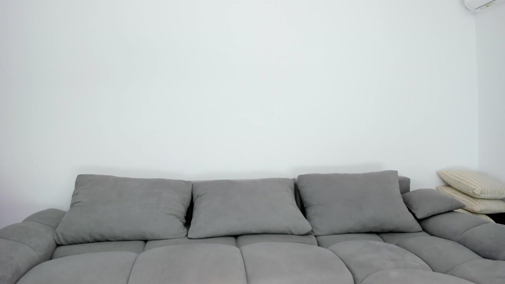 Gallery image thumbnail from Ally1111's myfreecams stream on, 10/19/2023, 19:49 image 10 of 20