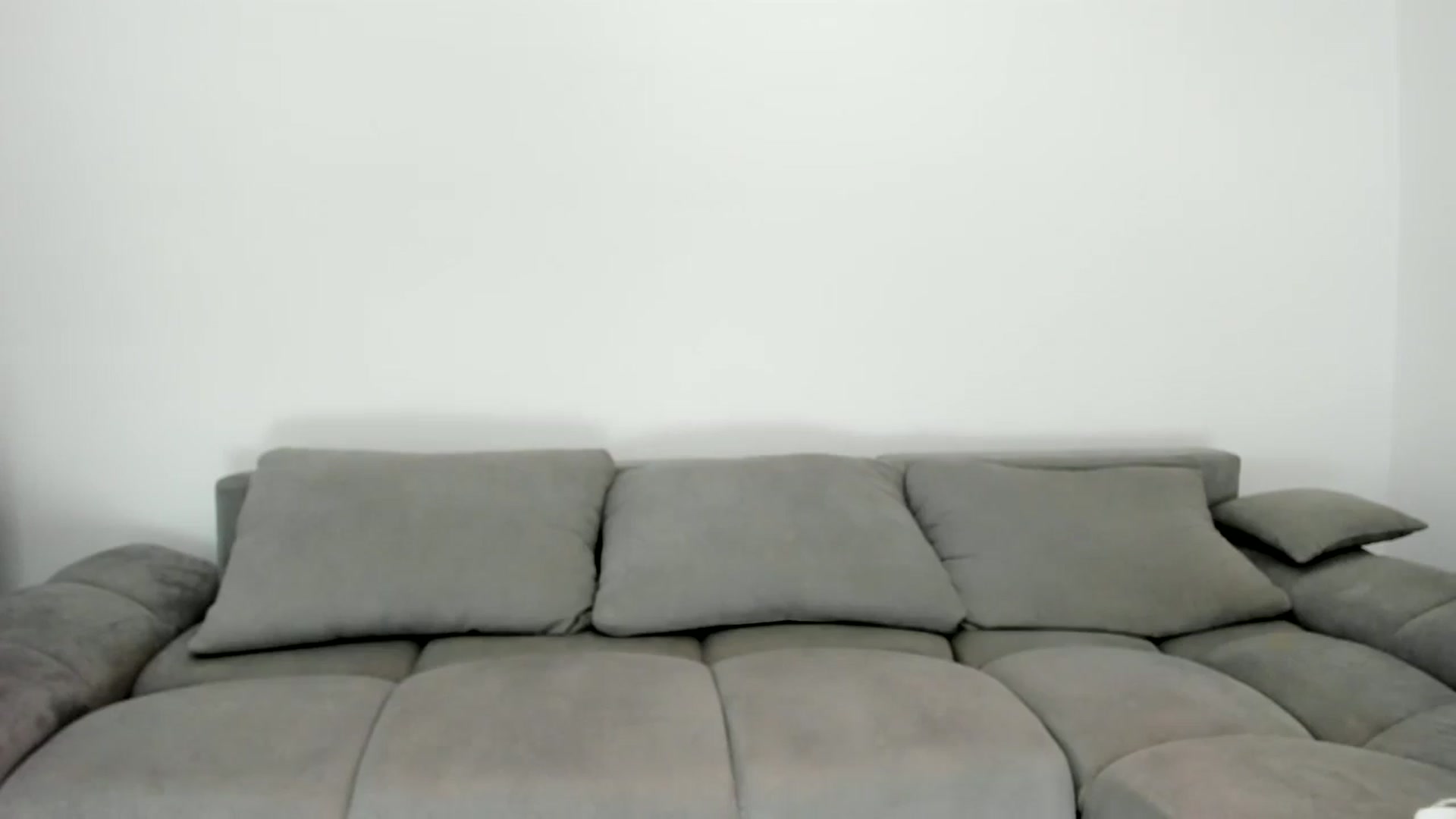 Gallery image thumbnail from Ally1111's myfreecams stream on, 08/27/2025, 19:00 image 5 of 20