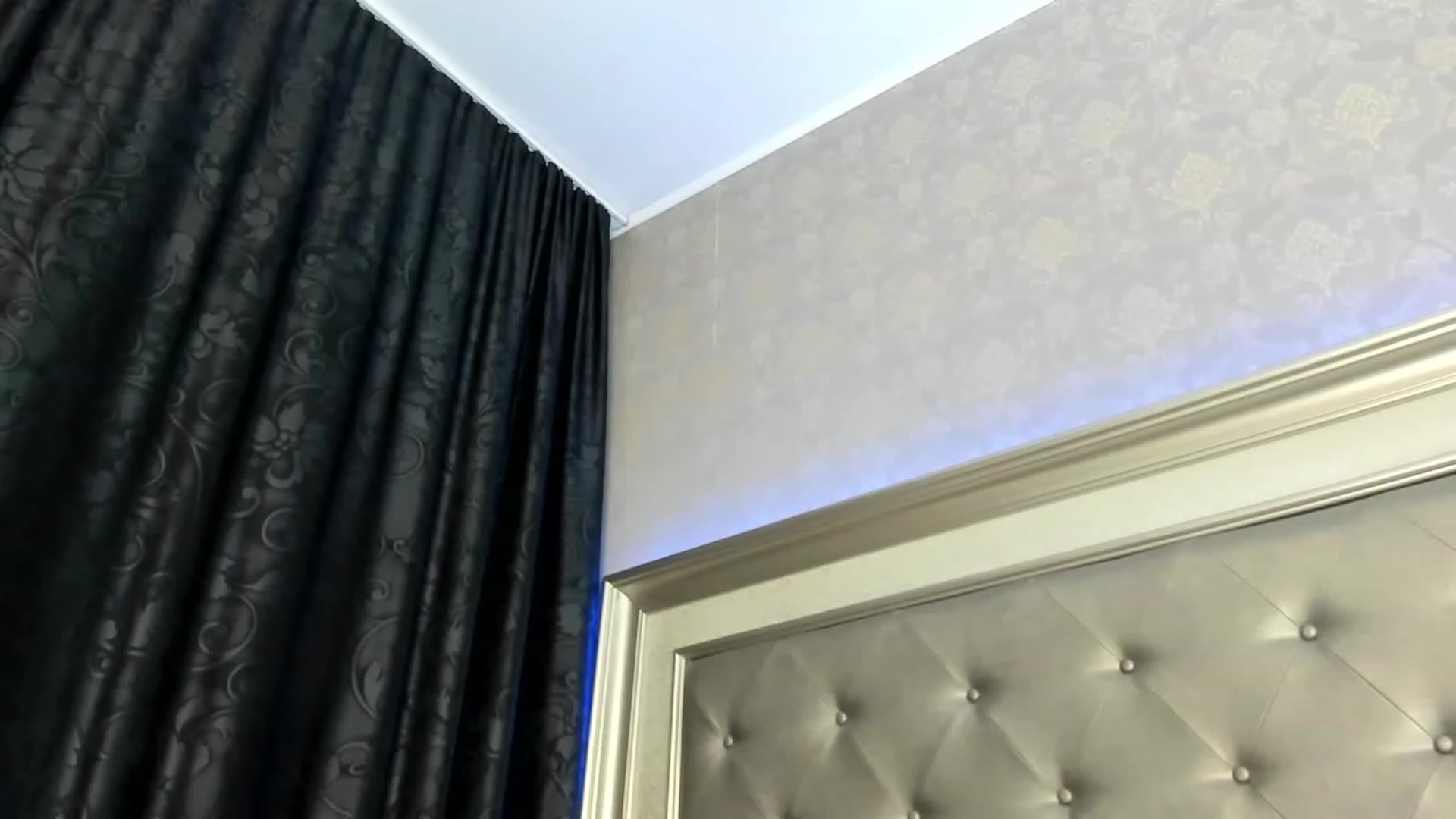 Gallery image thumbnail from AllyPinkLips's myfreecams stream on, 12/01/2022, 24:12 image 10 of 20