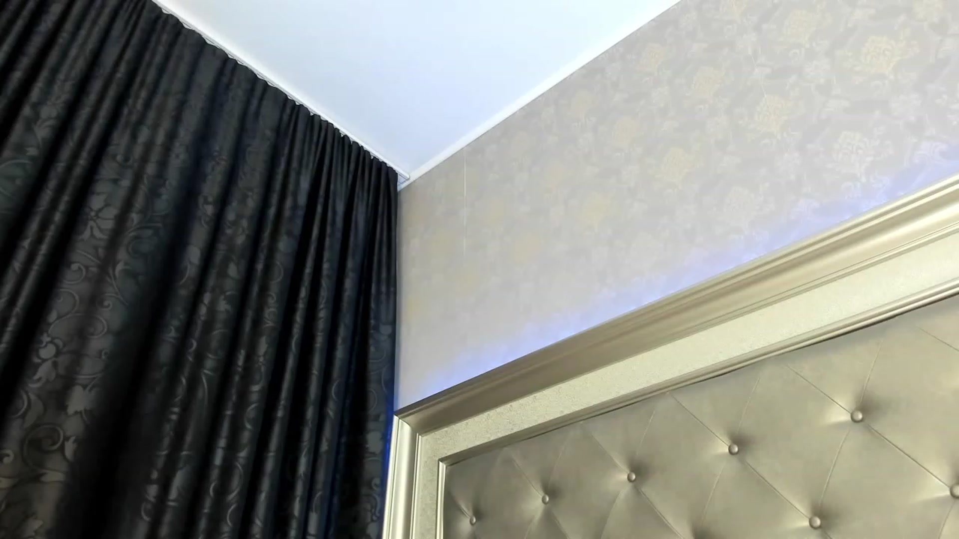 Gallery image thumbnail from AllyPinkLips's myfreecams stream on, 12/03/2022, 03:36 image 2 of 20