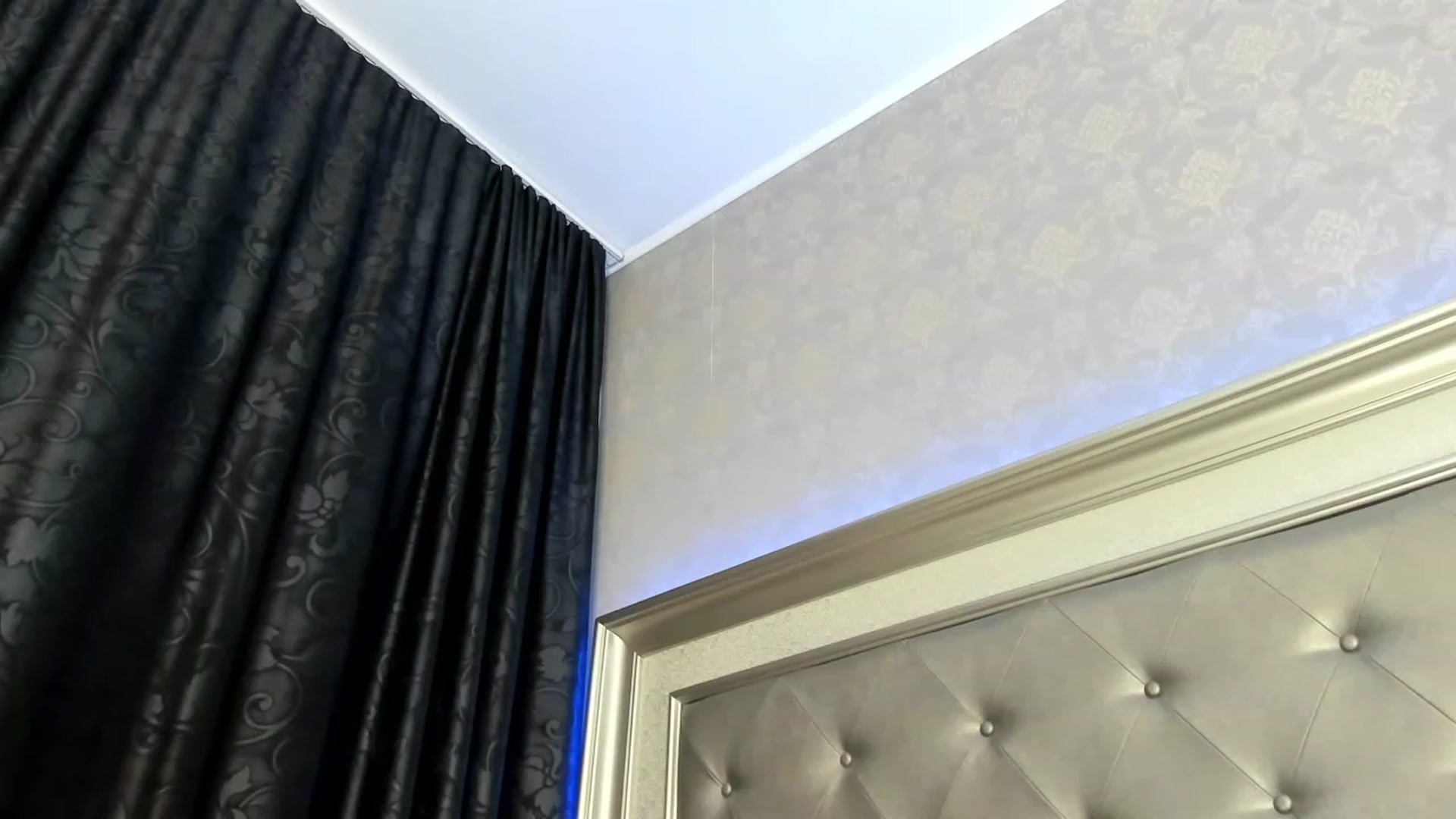Gallery image thumbnail from AllyPinkLips's myfreecams stream on, 12/10/2022, 23:47 image 16 of 20