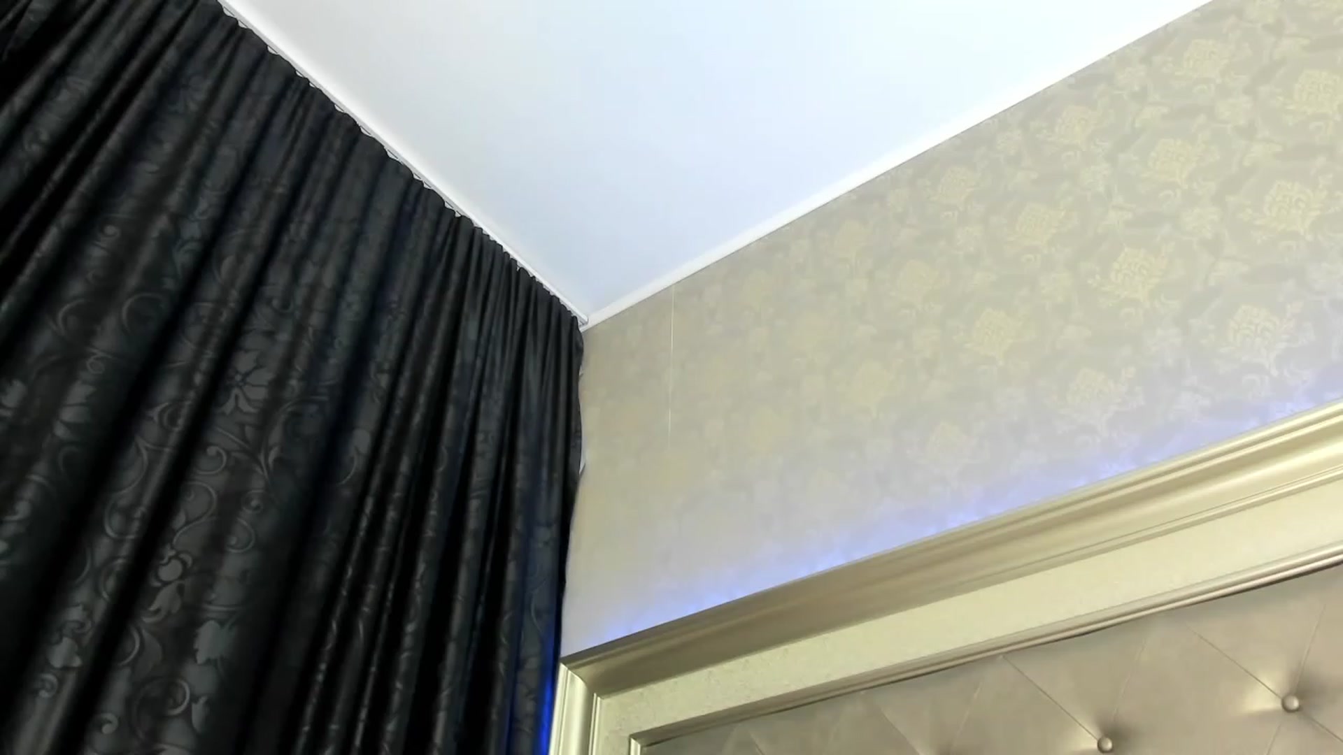 Gallery image thumbnail from AllyPinkLips's myfreecams stream on, 03/25/2023, 22:04 image 10 of 20